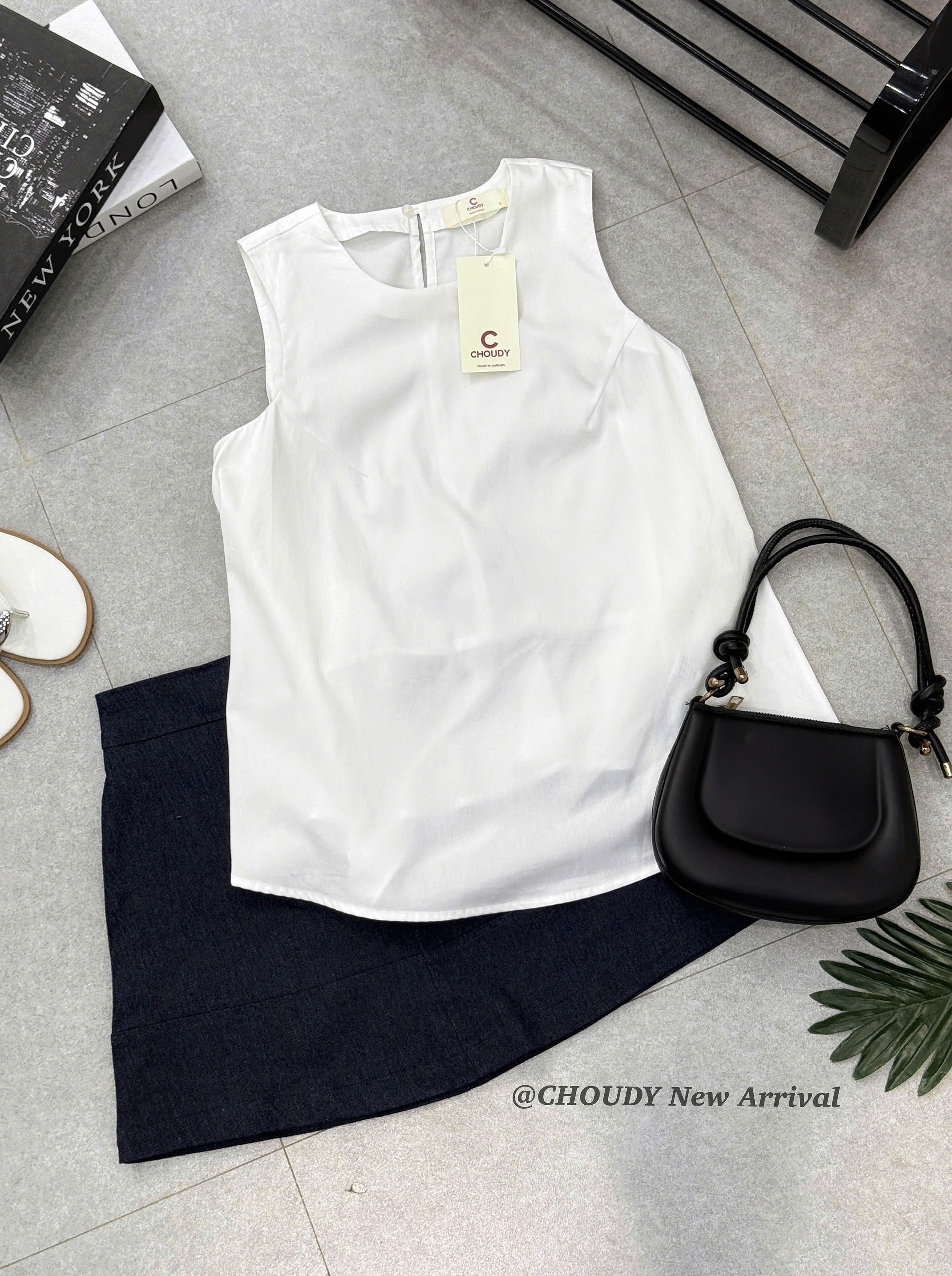 U481 ÁO KIỂU SN TRẮNG_thumbnail_1