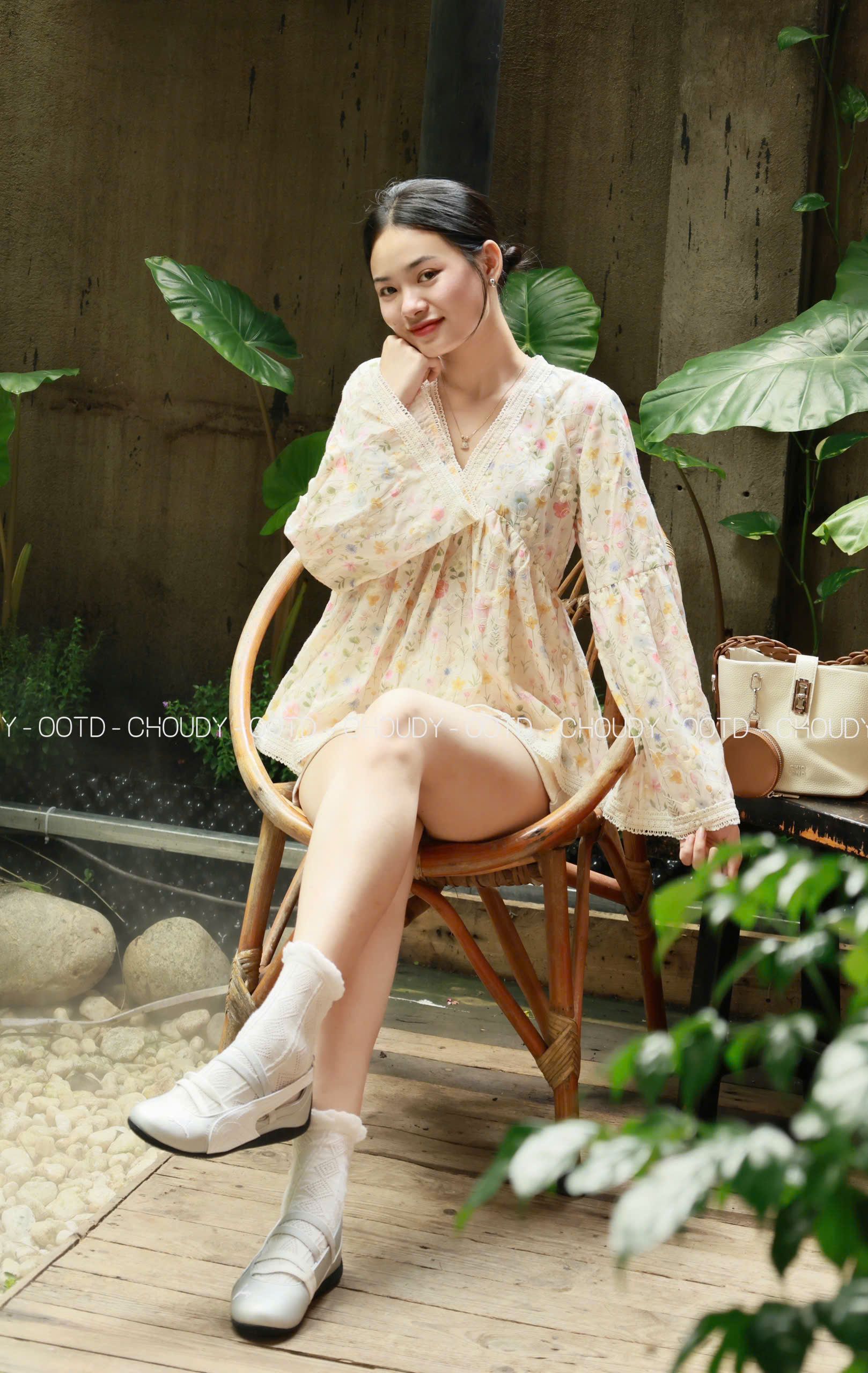 U381 ÁO KIỂU THÊU HOA_thumbnail_12