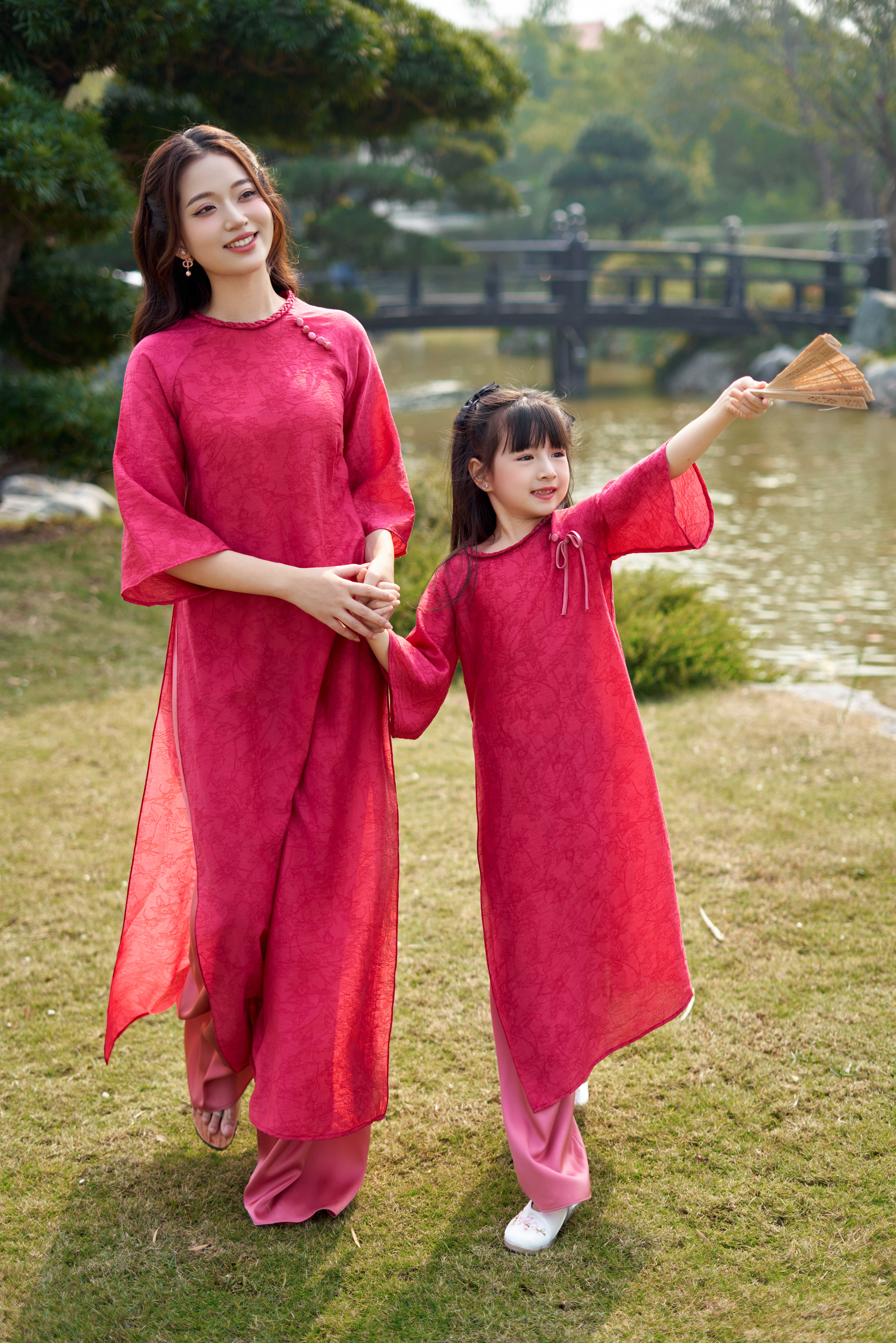 Set Áo Dài Thiên Di Bé Size 7-8_thumbnail_5