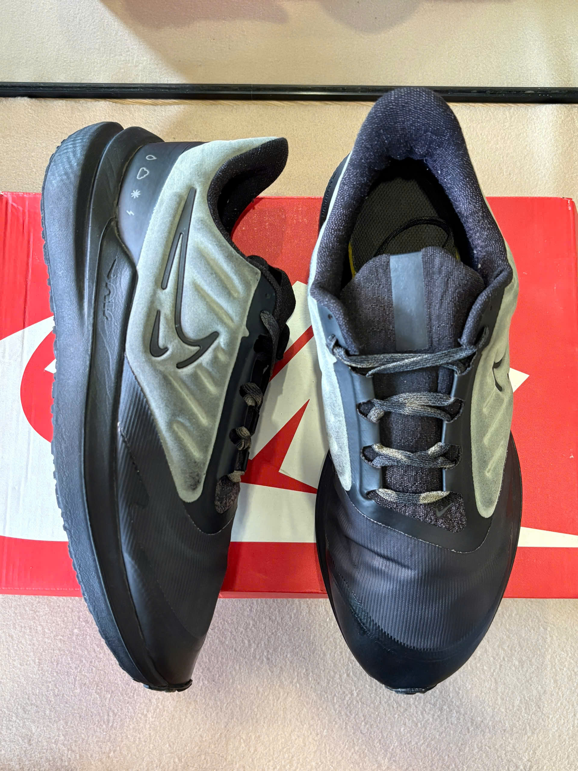 Nike Air Winflo 9 Shield Black DM1106-001_thumbnail_1