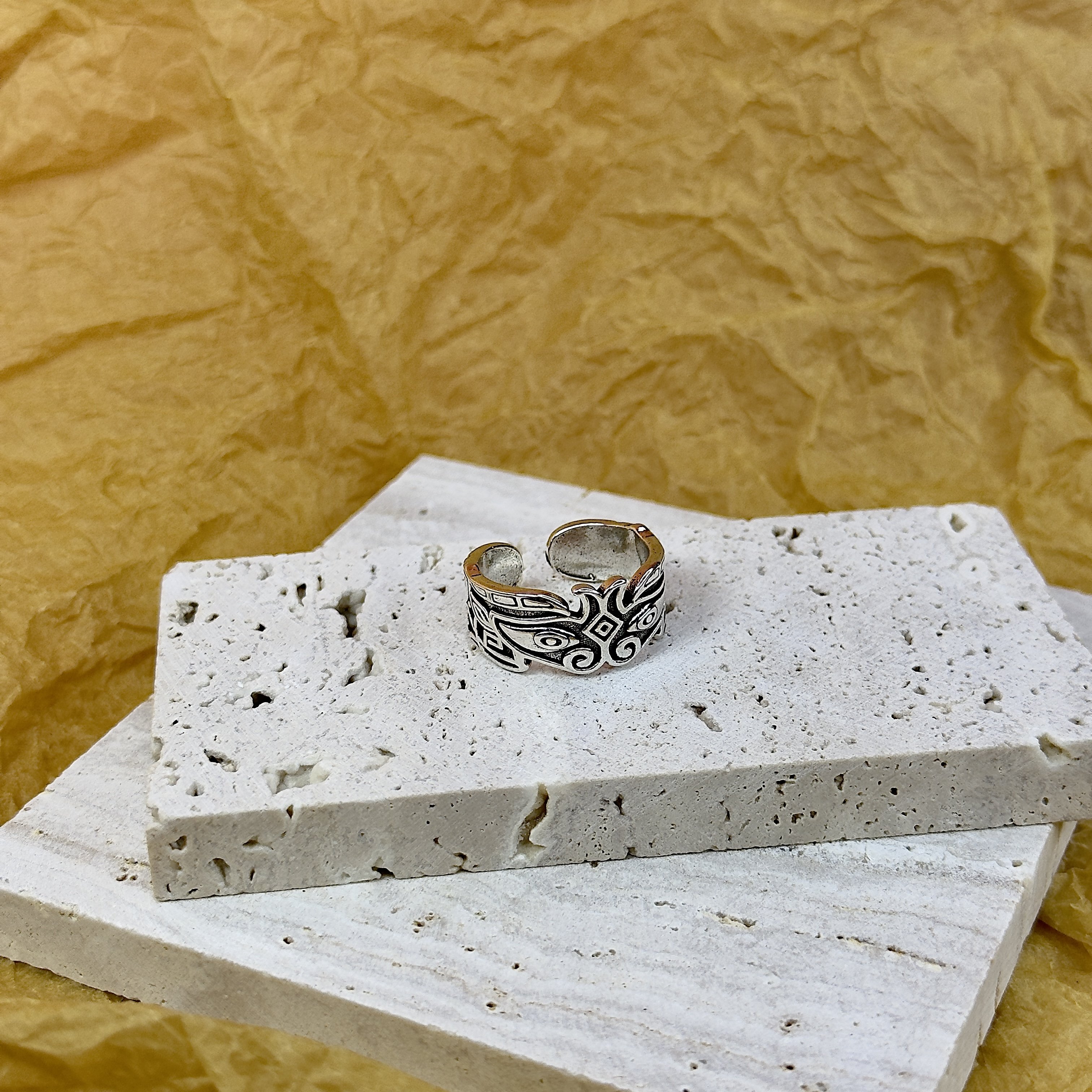 Nhẫn Thần Thú Thao Thiết_thumbnail_9