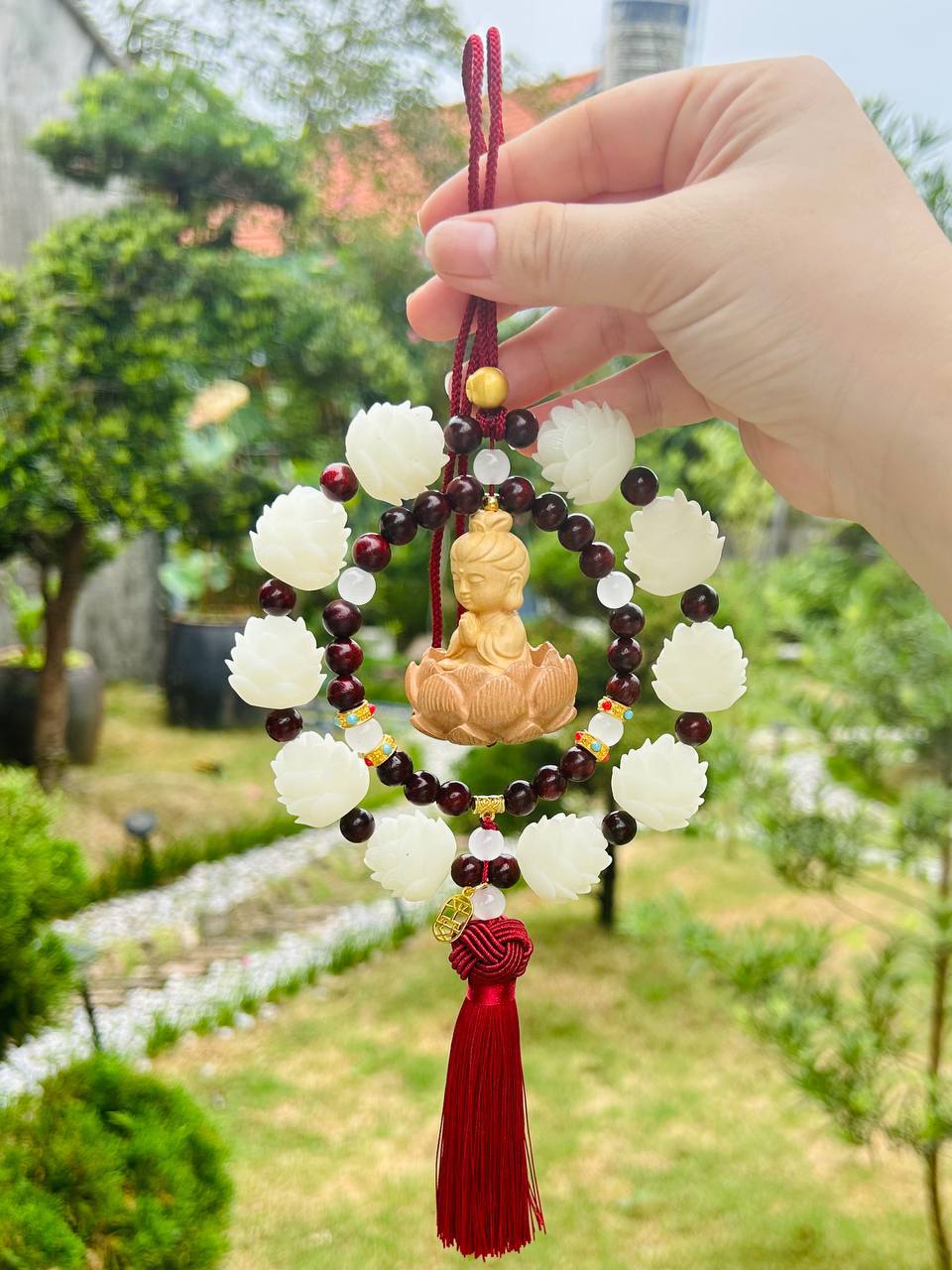 Khánh Liên Hoa Quan Âm Chu Sa