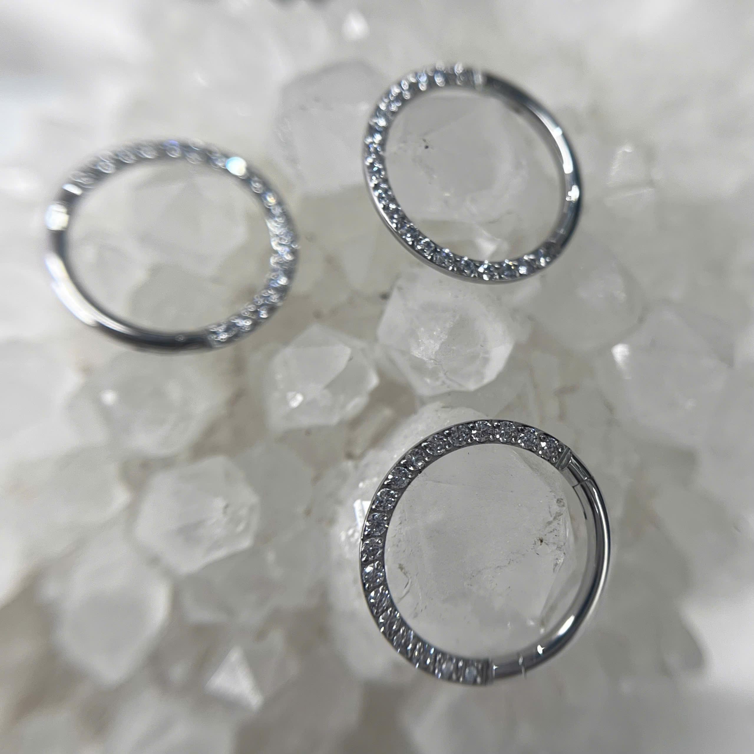 Daith nửa vòng kim cương size 10_thumbnail_1