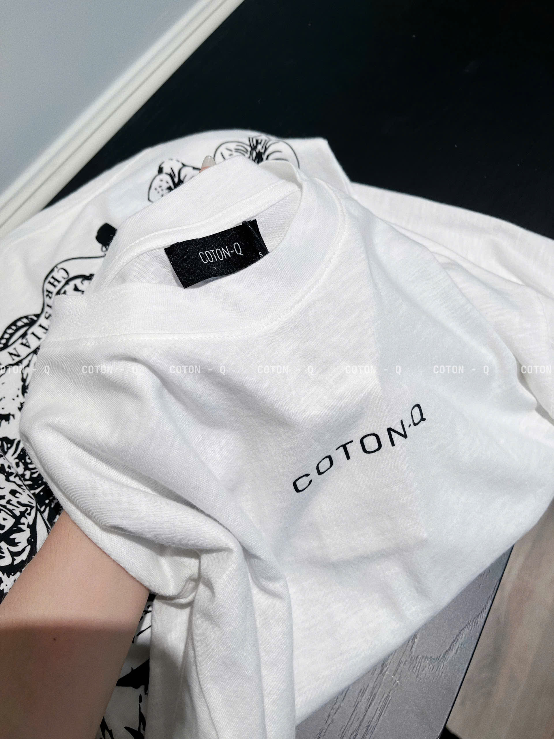 Áo thun tay dài trắng in sau_thumbnail_7