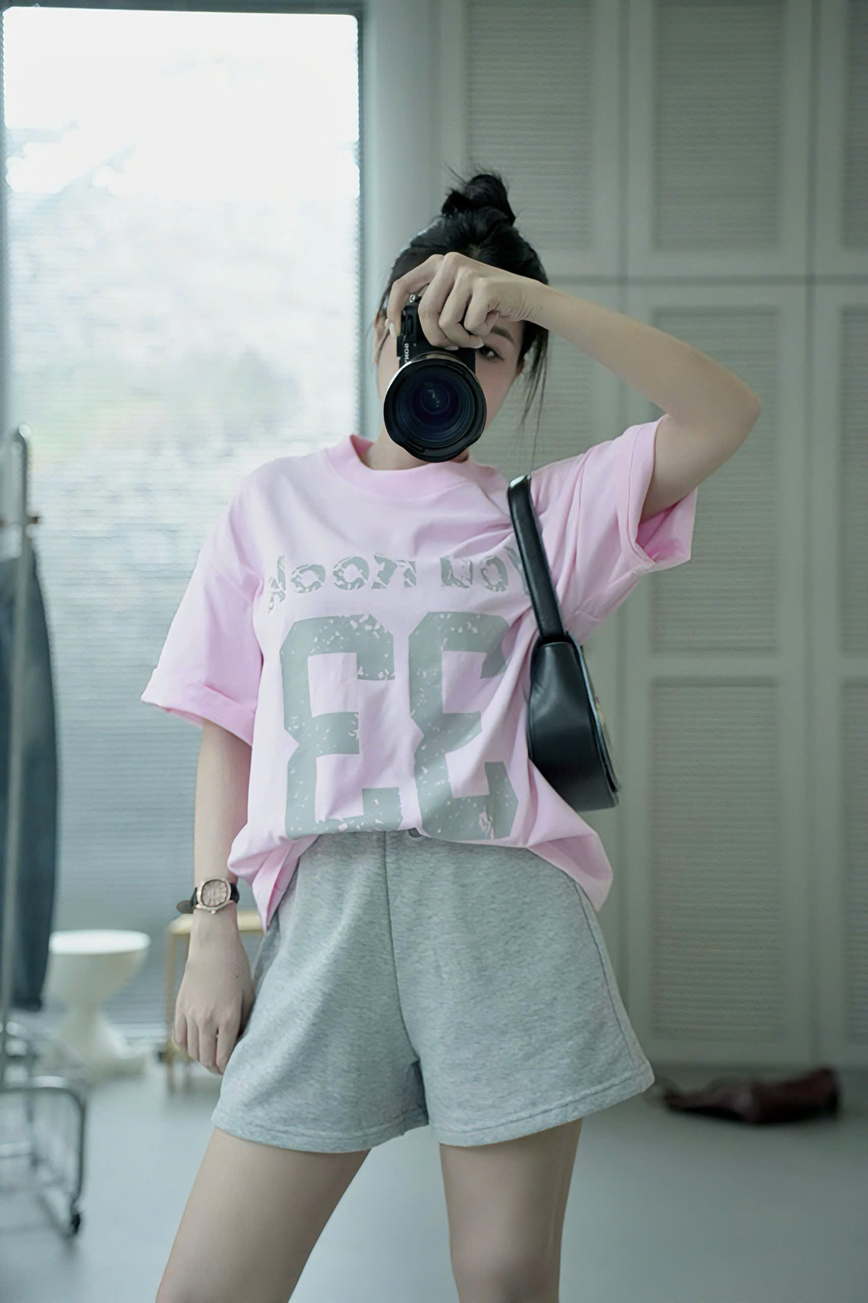 Set bộ áo thun hồng in chữ số 33 + quần xám_thumbnail_9