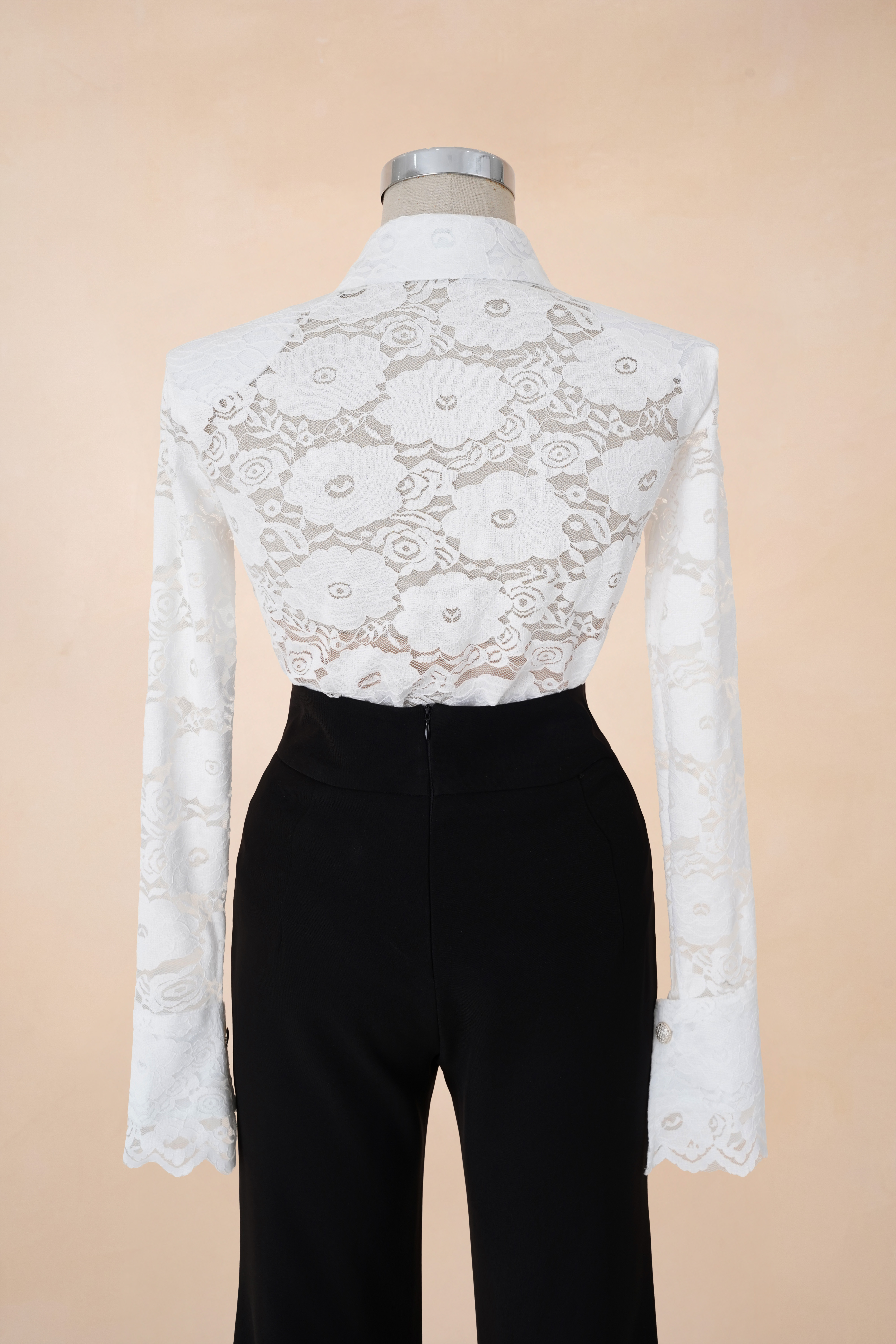 Sơ Mi Cổ Nhọn Tay Loe