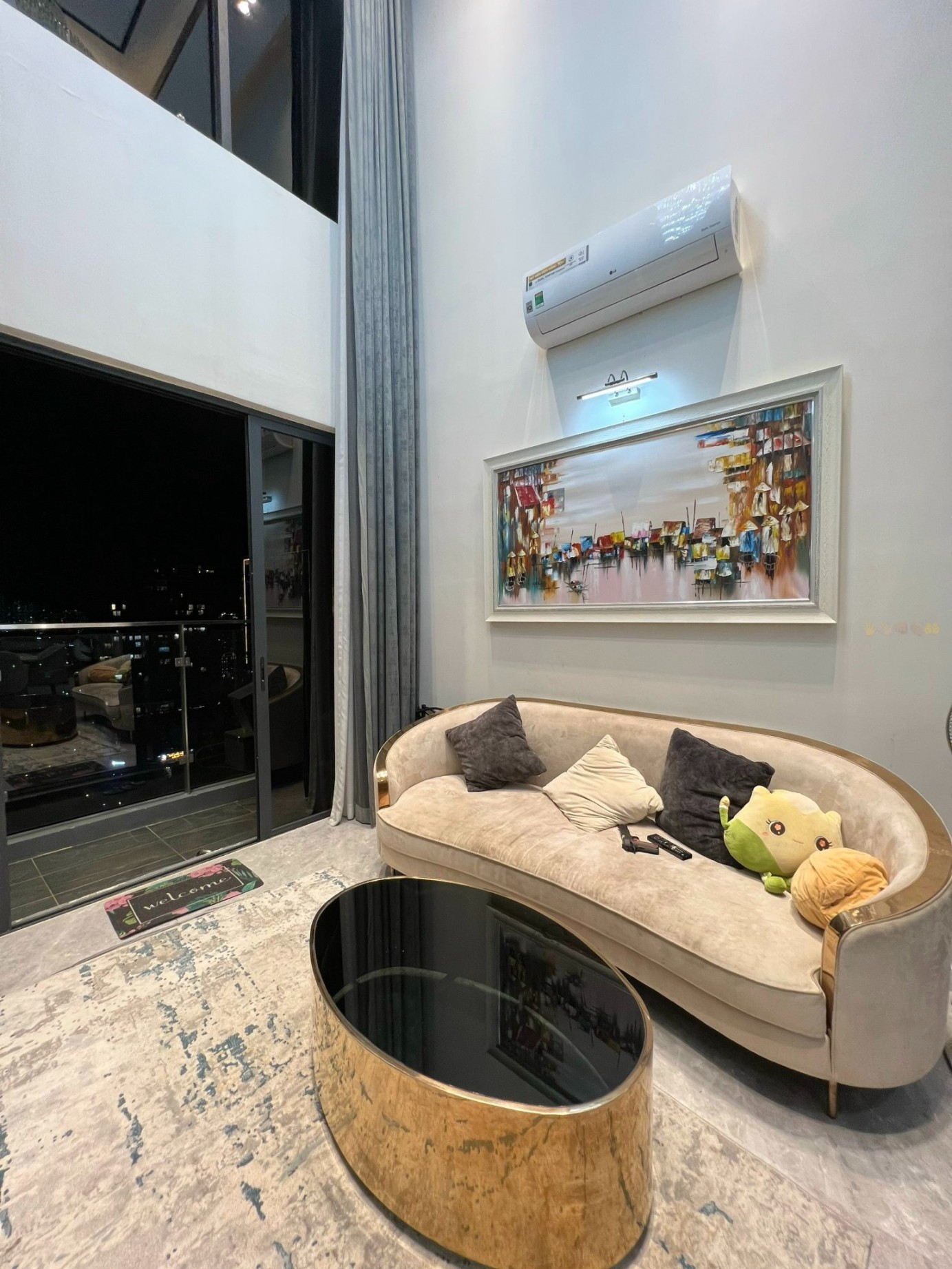 Bán nhanh Duplex tầng Penthouse One Verandah, 3 phòng ngủ, view thoáng, đón nắng sáng 