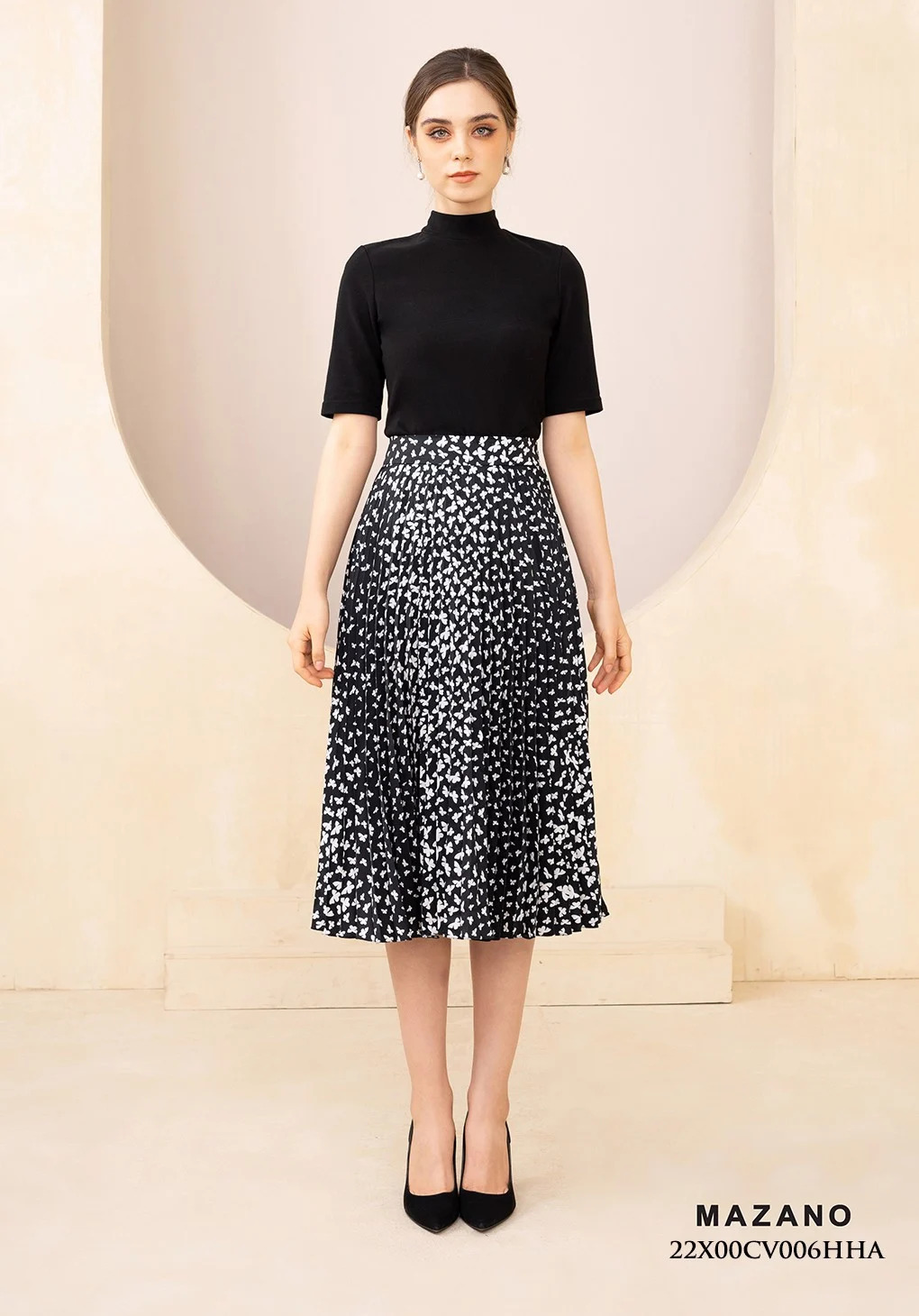 Chân váy xoè vải Tuytxi họa tiết cánh bướm dập ly