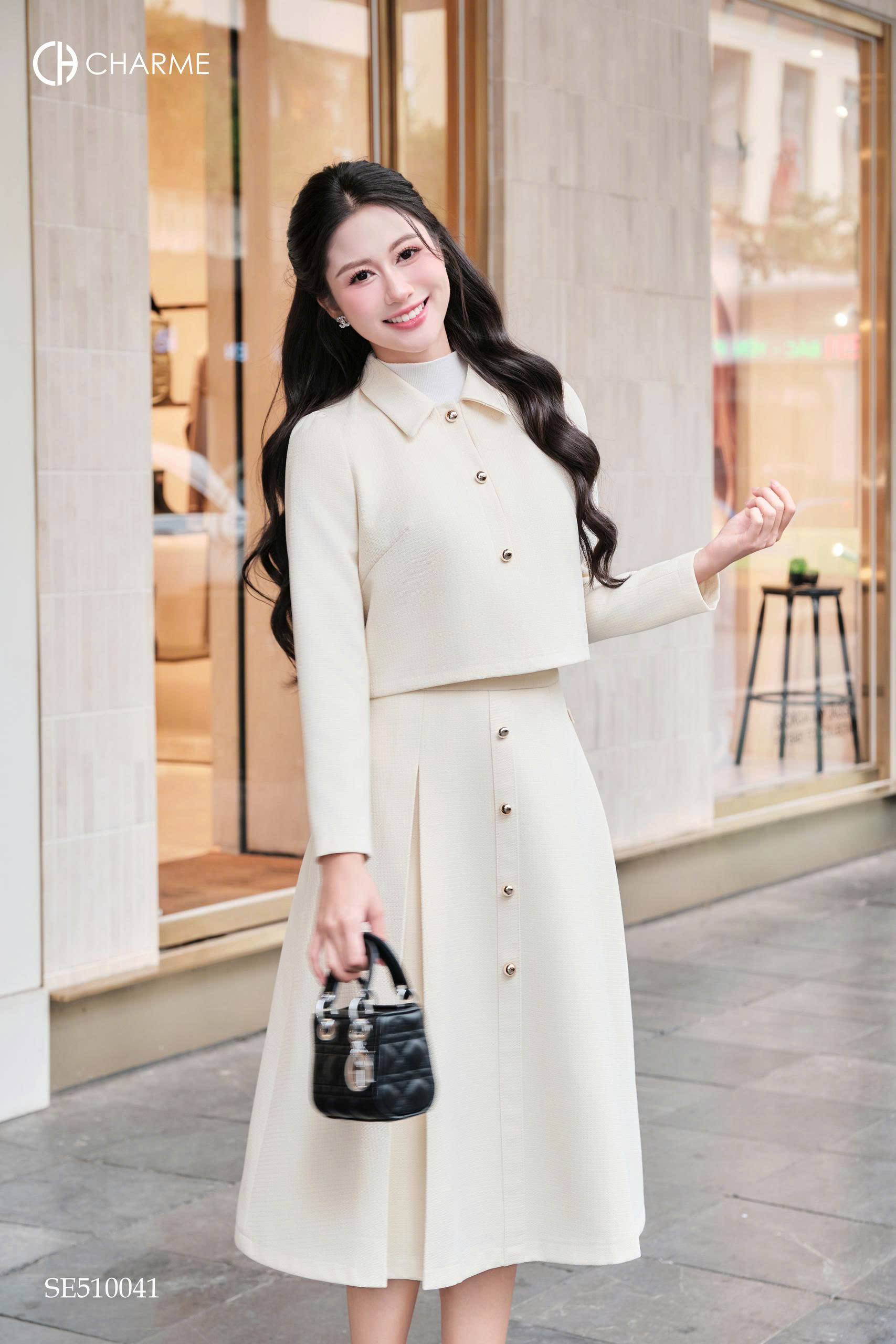 Áo tay dài dáng lửng cổ phối nơ_thumbnail_2