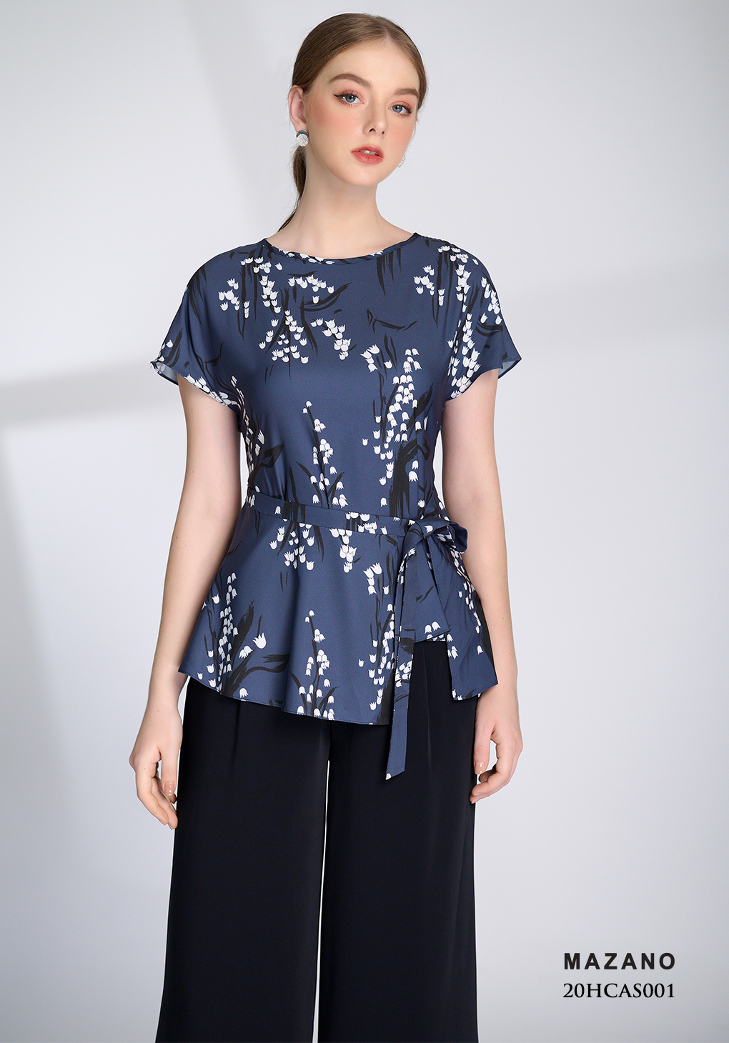 Áo lụa mullet xanh họa tiết thắt đai