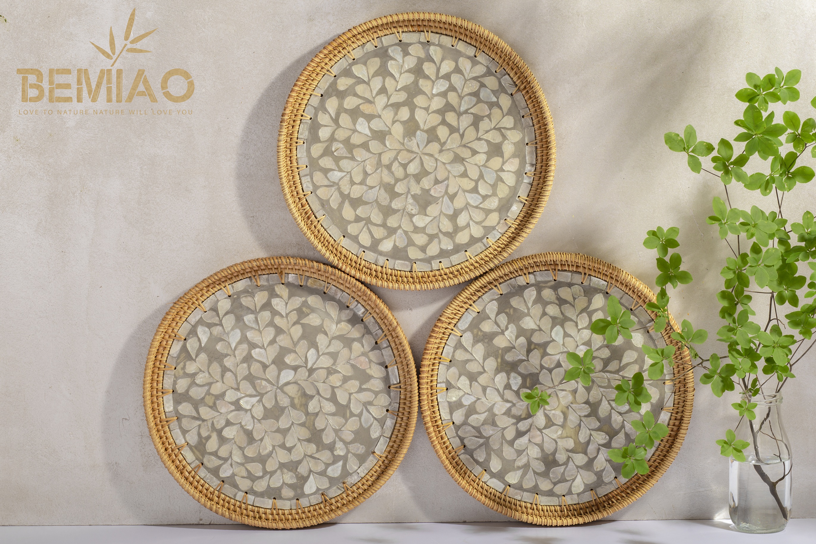 Mother Of Pearl Rattan Tray MD008