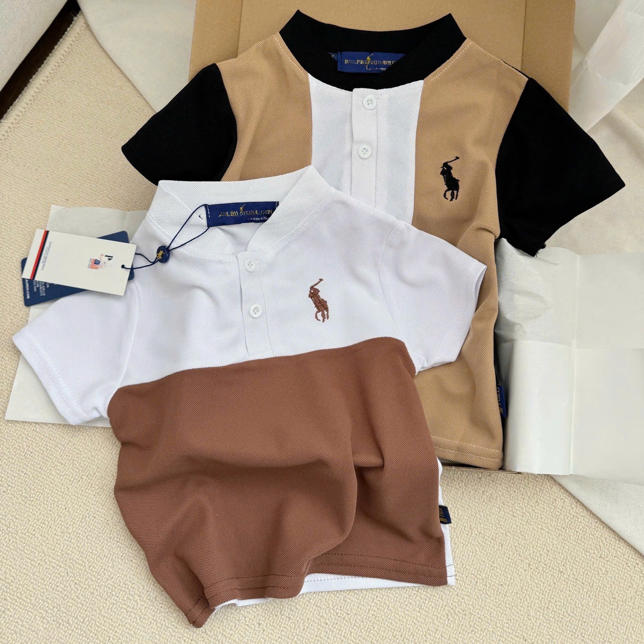 C27 SET 2 ÁO THÊU NGỰA- A106.210