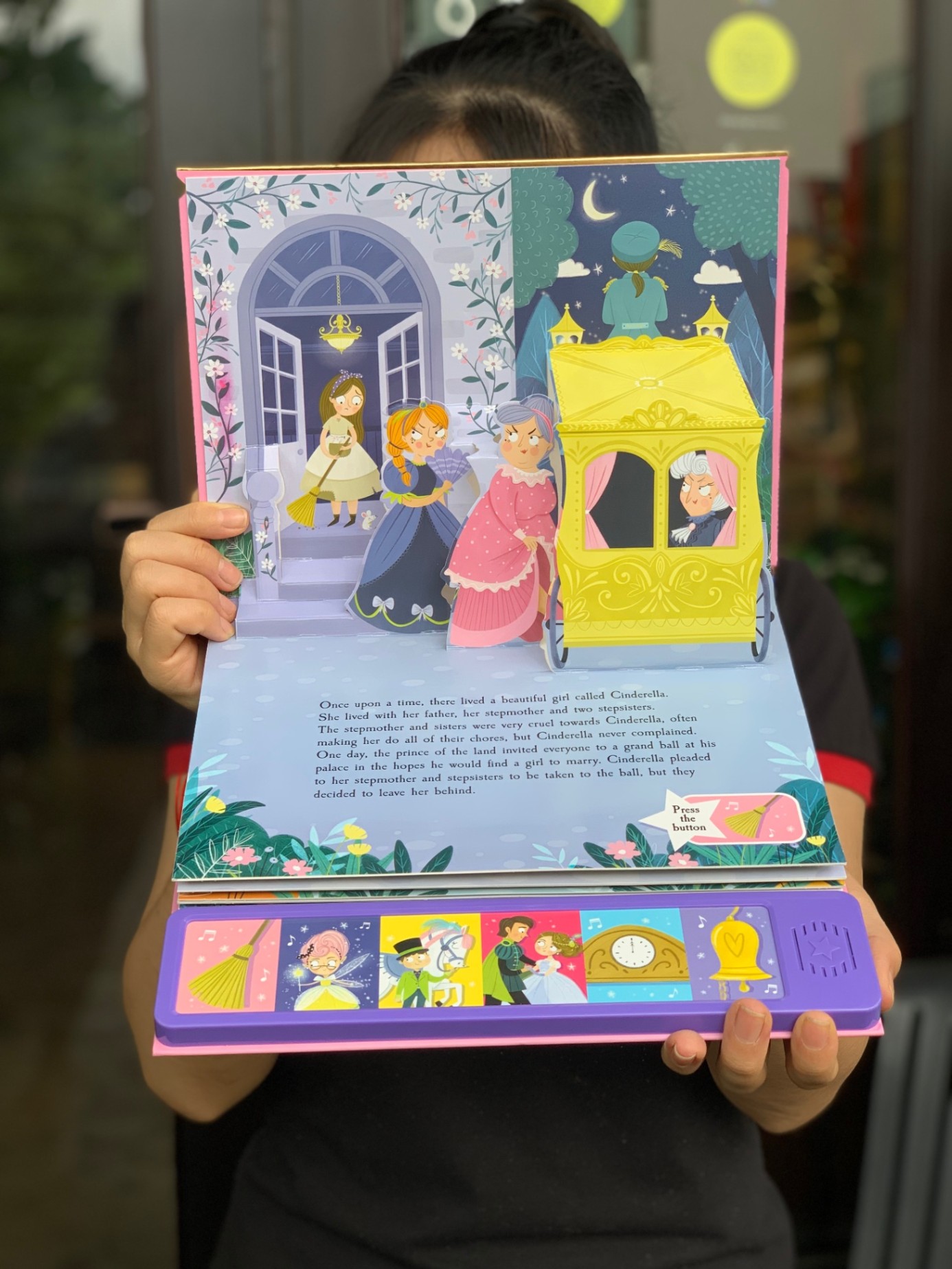 FAIRYTALES POP-UP SOUND BOOK: CINDERELLA (North Parade)_thumbnail_8