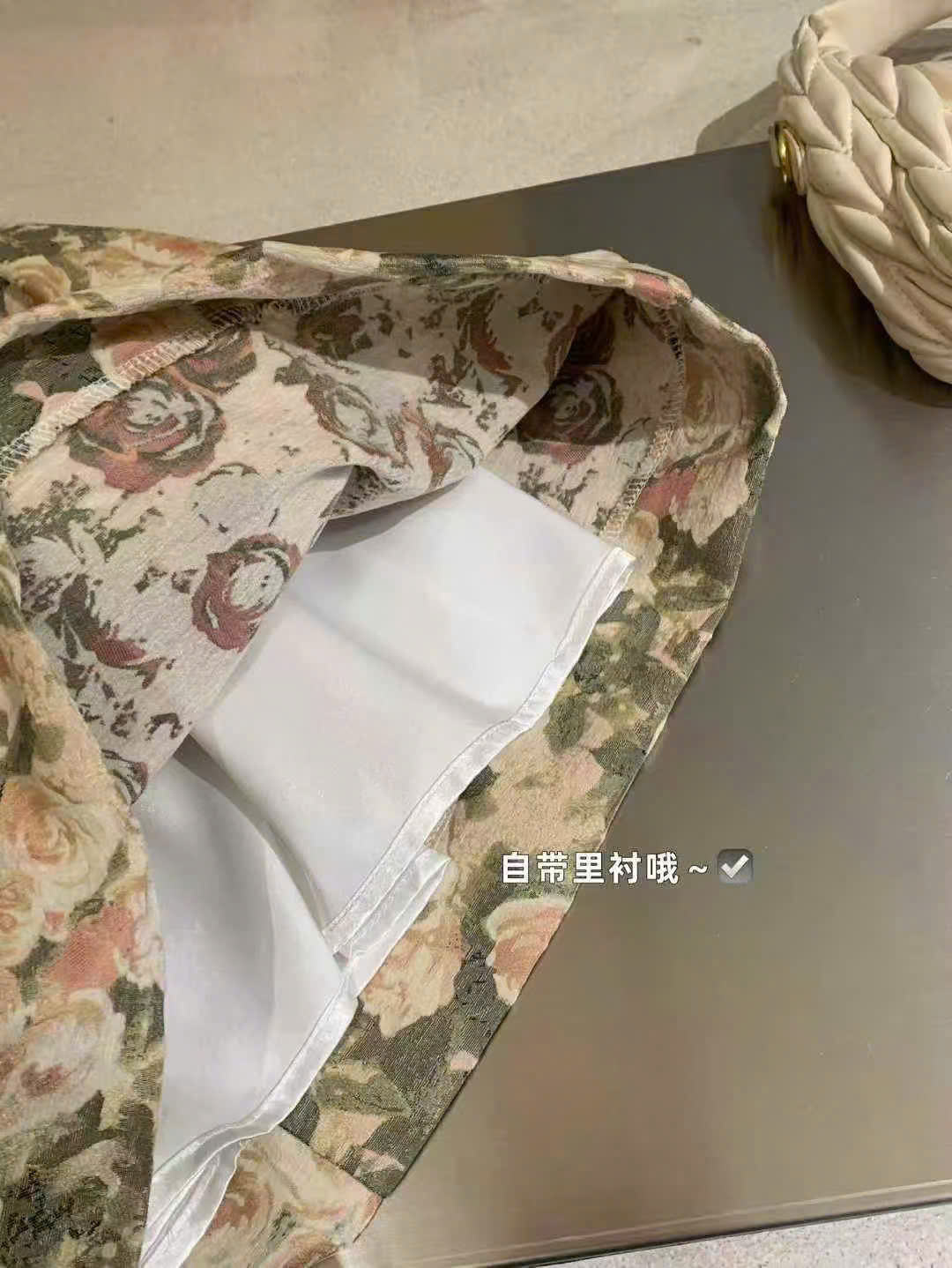 Đầm hoa phối cổ_thumbnail_7