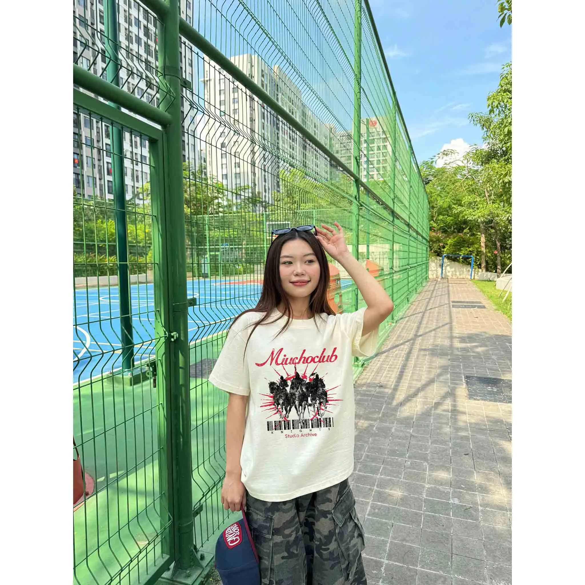 Áo thun nam form boxy cá tính năng động 2542 Miucho Club chất vải cotton thoáng mát co giãn thoải mái_thumbnail_3