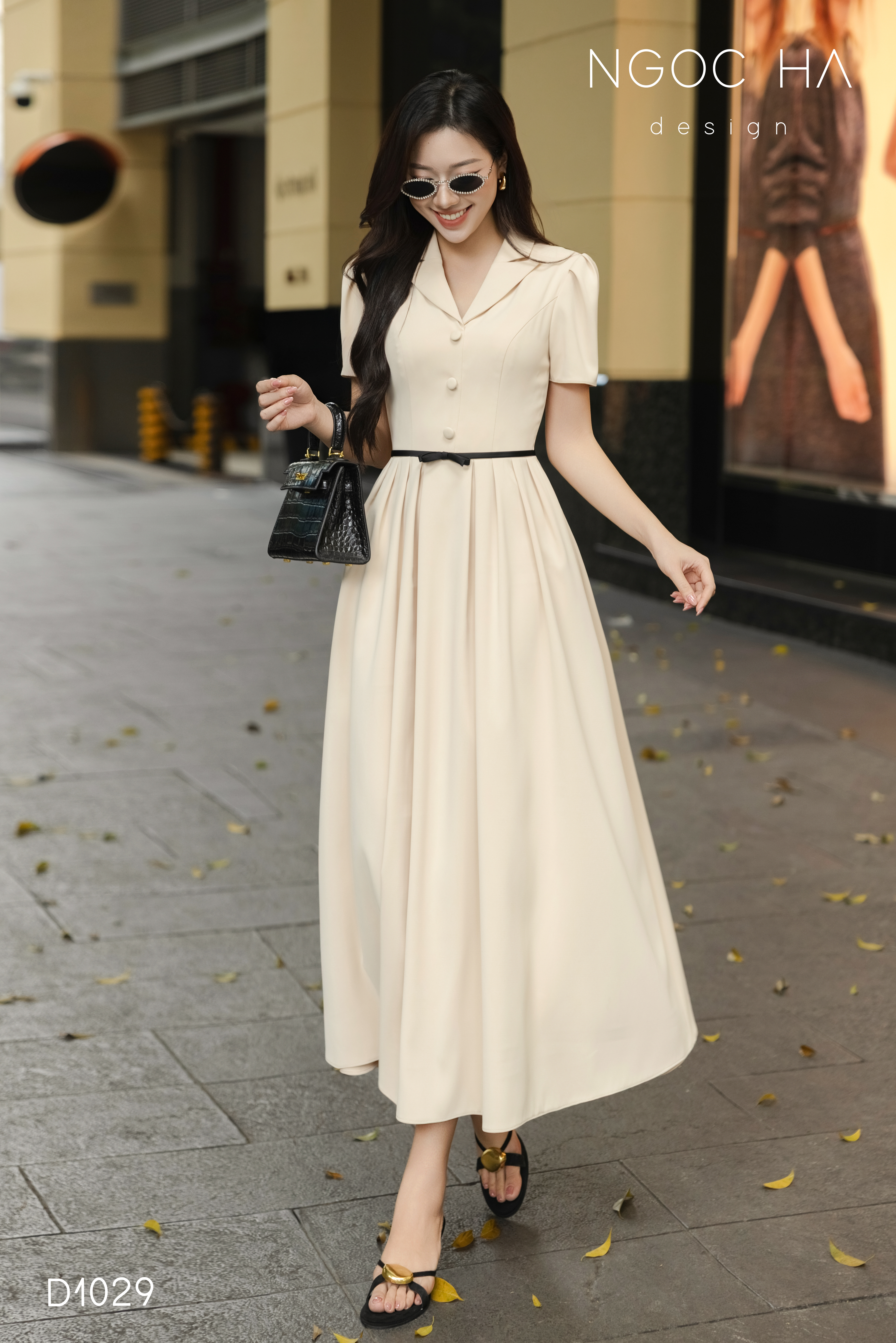 Ivory Dress_ Đầm Cổ Vest Xòe Màu Bee Nơ Đen D1029