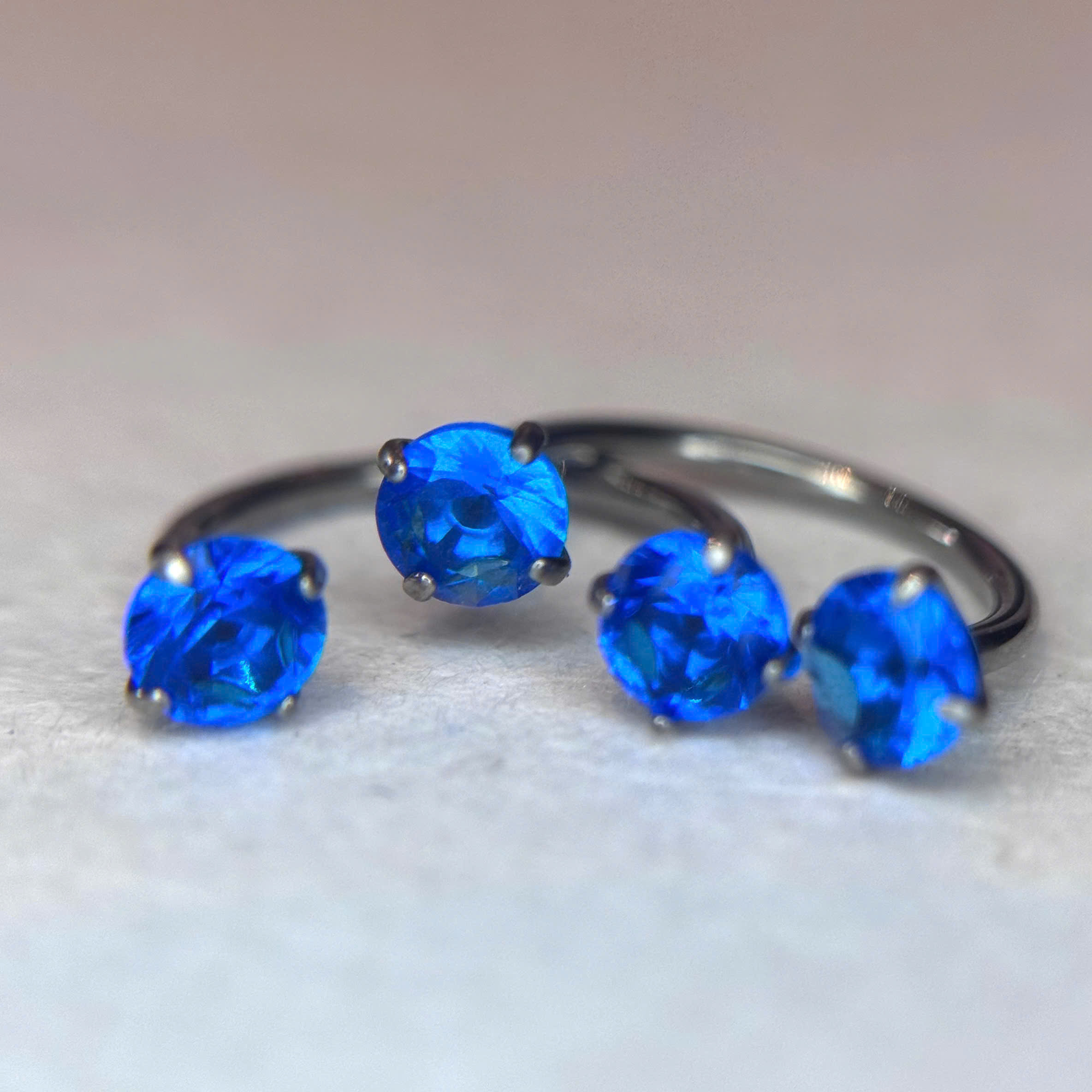 Septum titan xanh size 8 dày 1