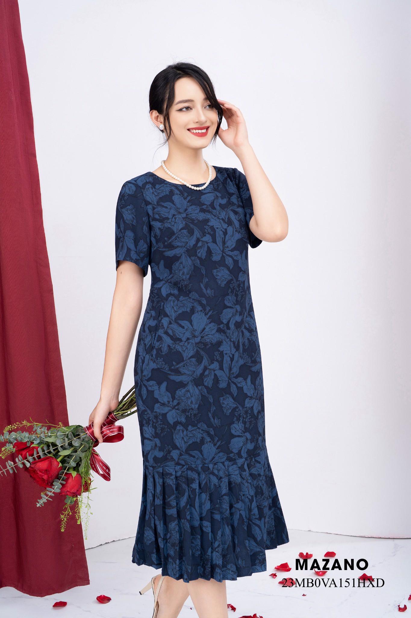 Váy Đầm suông Chân xếp ly Vải thô dày Cổ tròn Tay lỡ Dài đến bắp chân_thumbnail_1