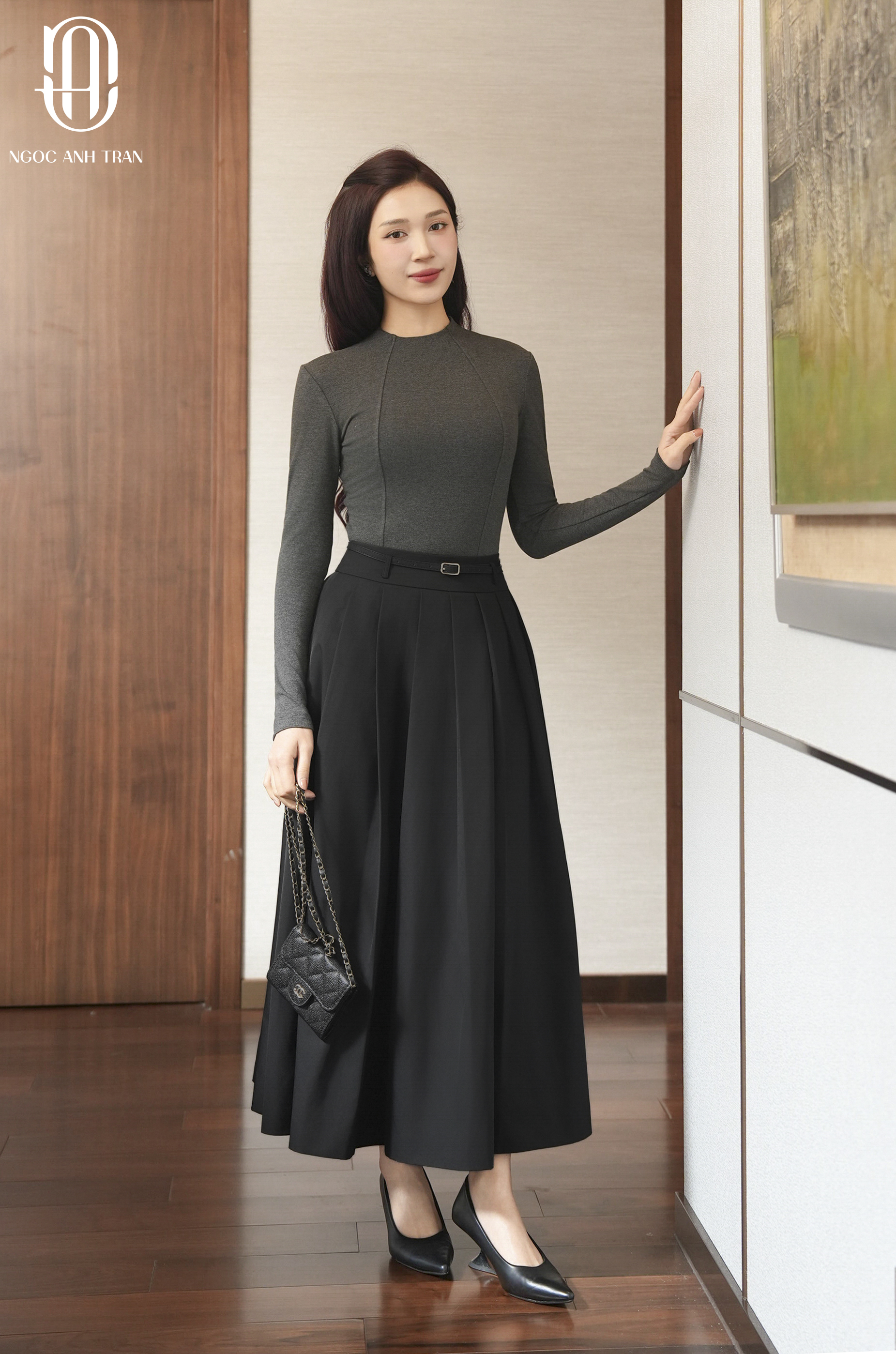 CV240 - Chân váy xếp ly đen