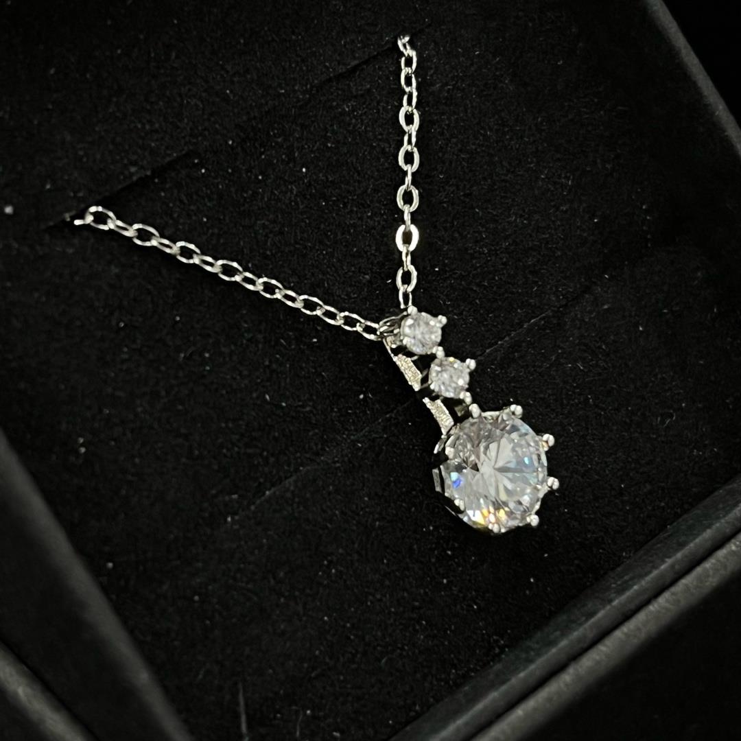vòng cổ bạc ý xi kim mạ vàng trắng charm ba kim cương tròn_thumbnail_1