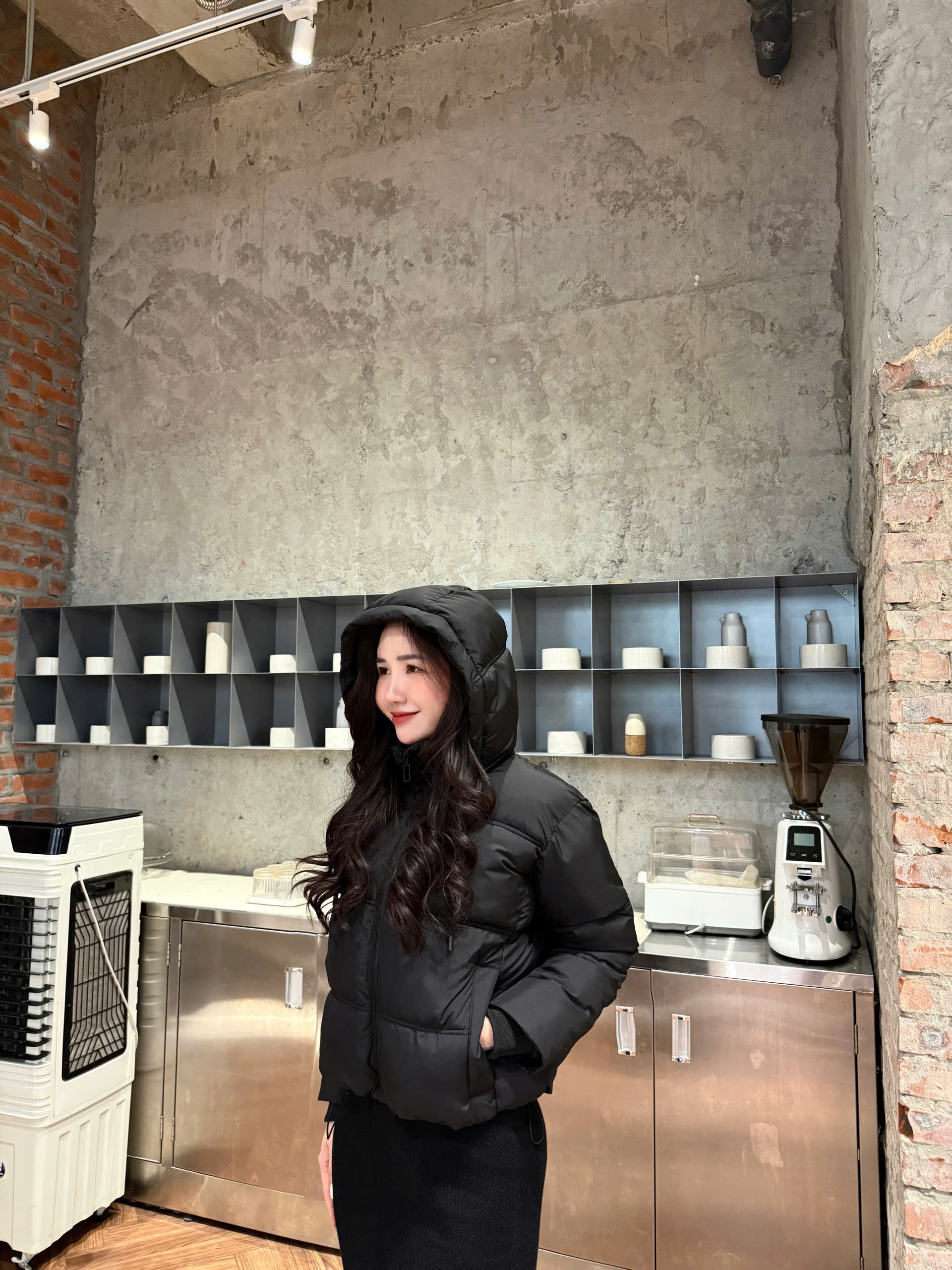 25AG158-Áo phao béo NỮ GUNO có mũ siêu ấm 290126