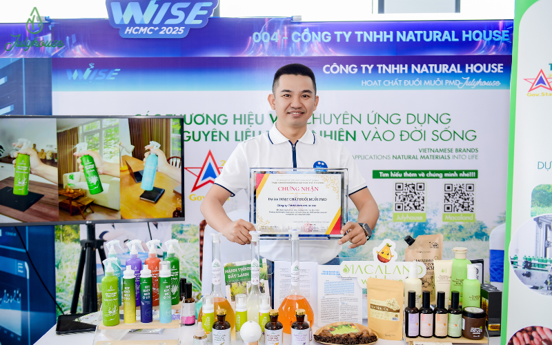 Vì sao Julyhouse không ghi “đuổi muỗi” trên bao bì dù sản phẩm có hoạt chất hỗ trợ đuổi muỗi?