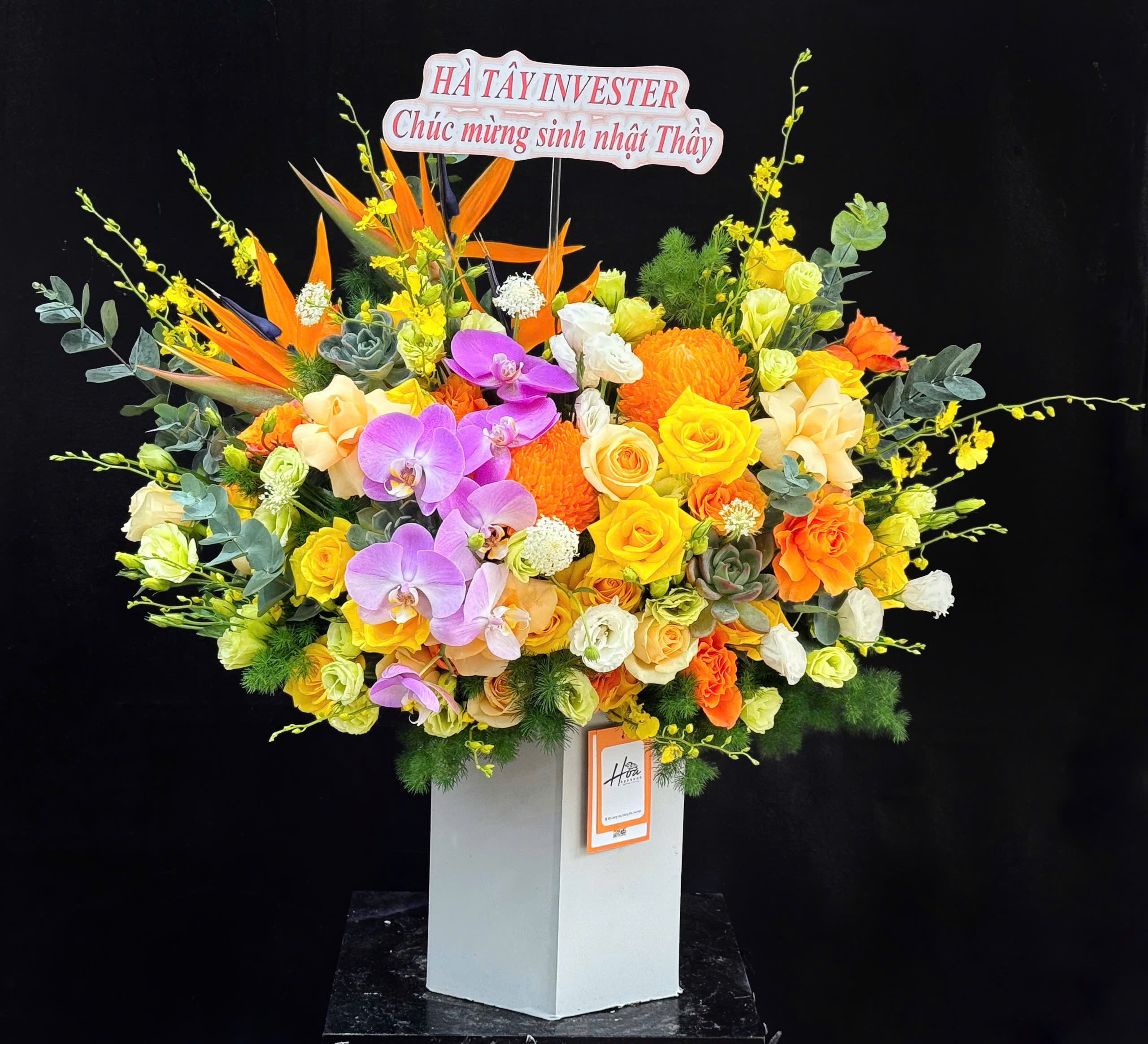 Giỏ hoa VIP nghệ thuật