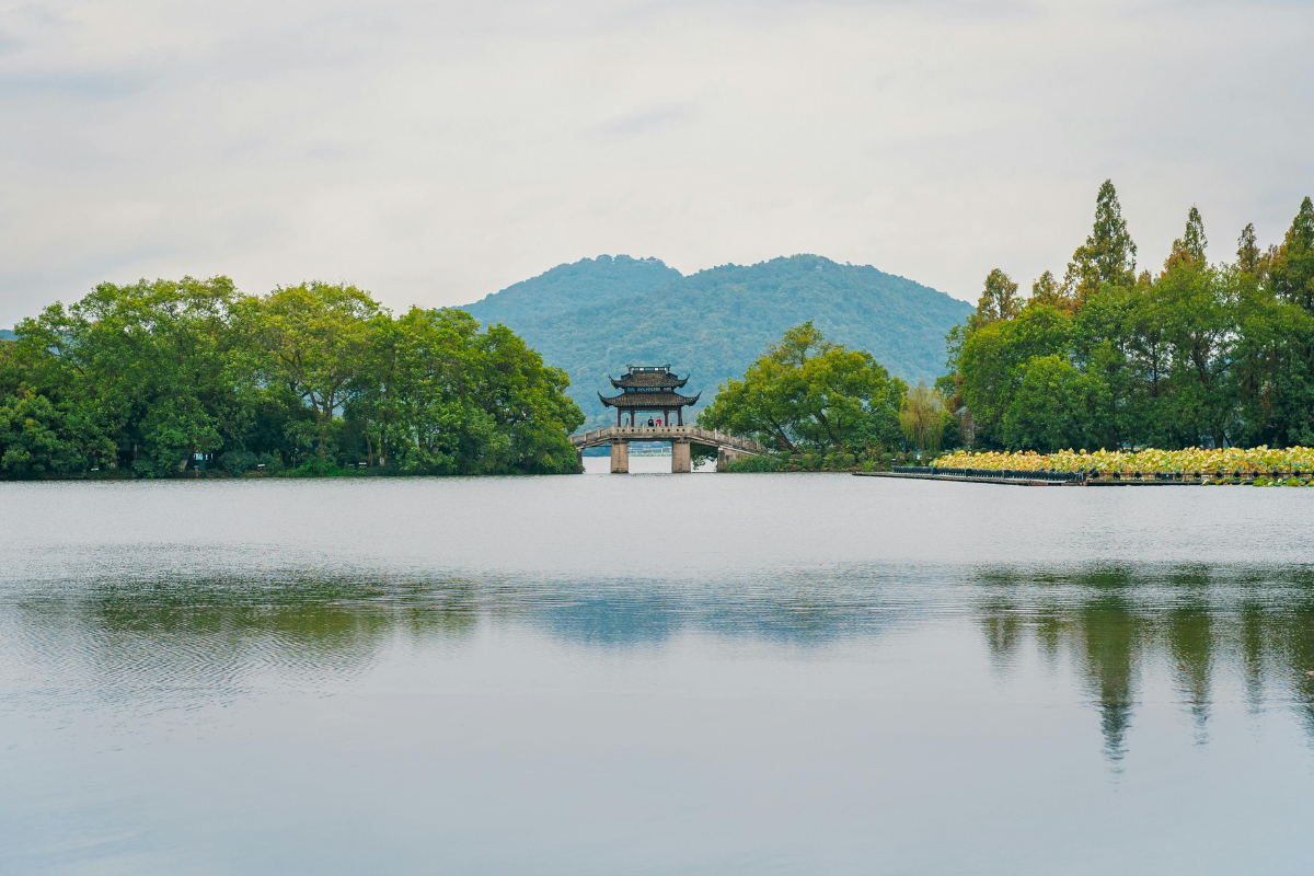 Trung Quốc: Bắc Kinh - Vô Tích - Hàng Châu - Thượng Hải 6N6Đ_thumbnail_4