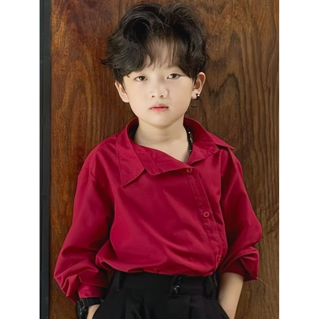 Sơ Mi Đỏ Cổ Lệch, Quần Suông Đen Cho Bé Trai._thumbnail_9