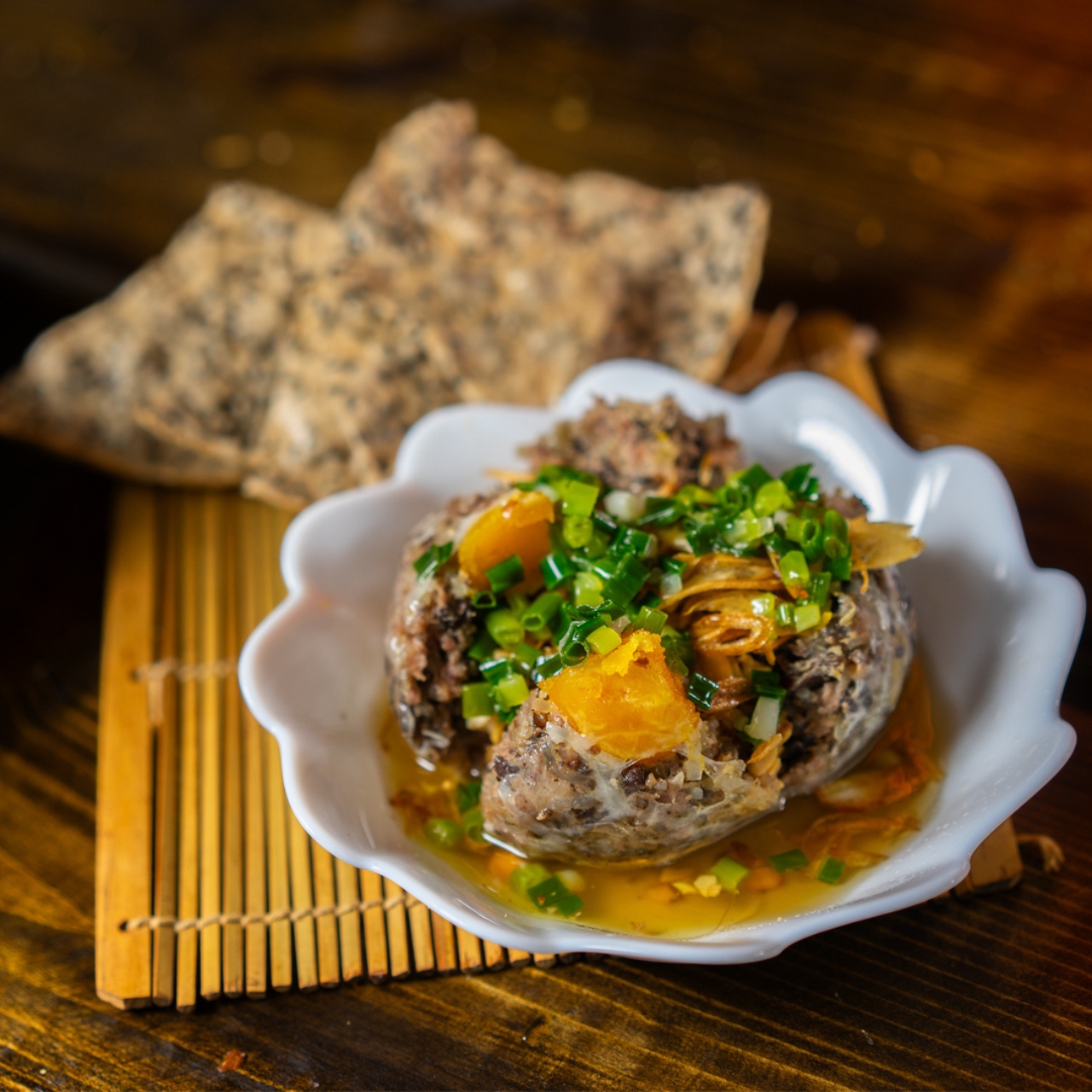 Chả Đùm Trứng Muối 200g – Đậm Đà Vị Truyền Thống, Đặc Sản Miền Nam Chuẩn Nhà Làm