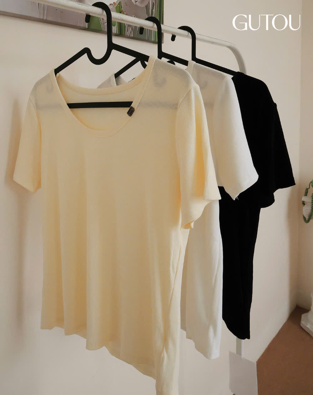 [ GUTOU ] Áo Thun Gân Cổ Tròn Basic