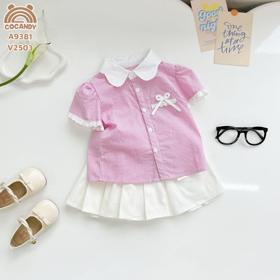 Chân váy cộc kaki TRẮNG phối túi cúc