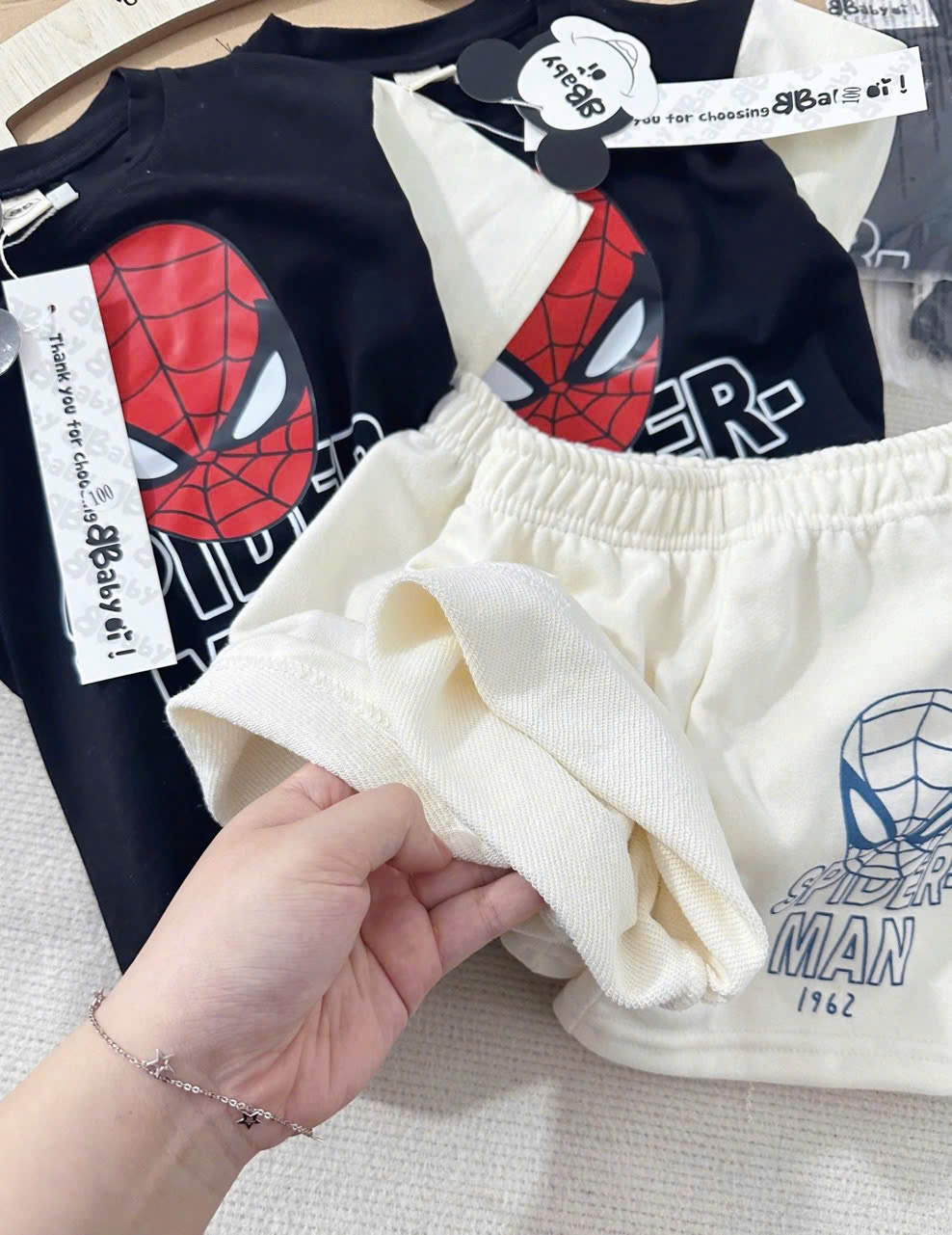 D55 BỘ CỘC NHỆN MẶT ĐỎ SPIDER MAN PHỐI TAY- A117.1488