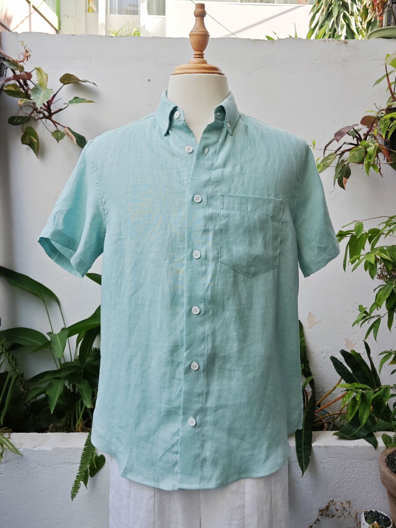 Sơ mi 100% linen tay ngắn cổ kiểu Đức