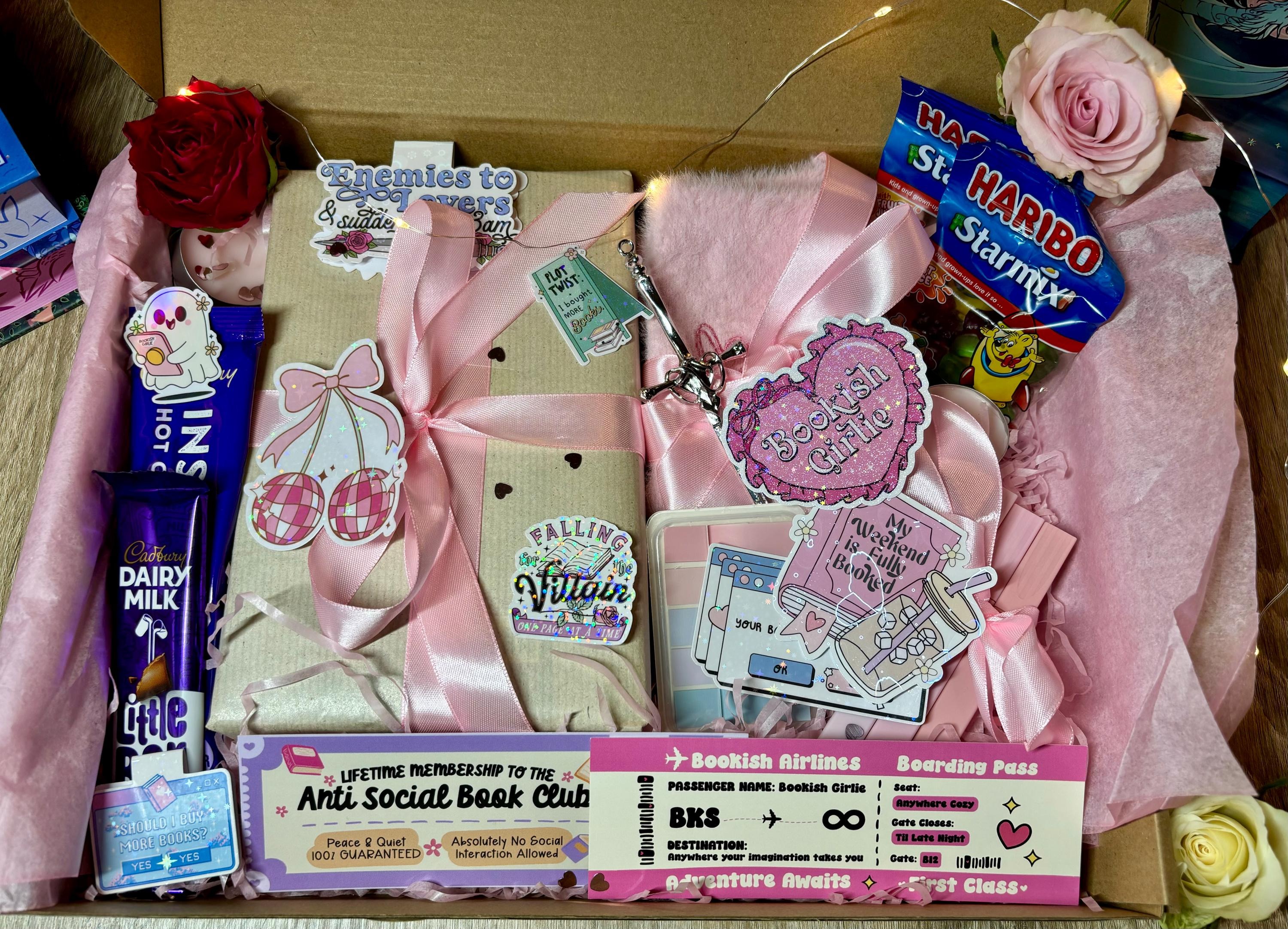 Midnight Chapters Box™ – Fantasy Cozy Surprise Edition_thumbnail_2