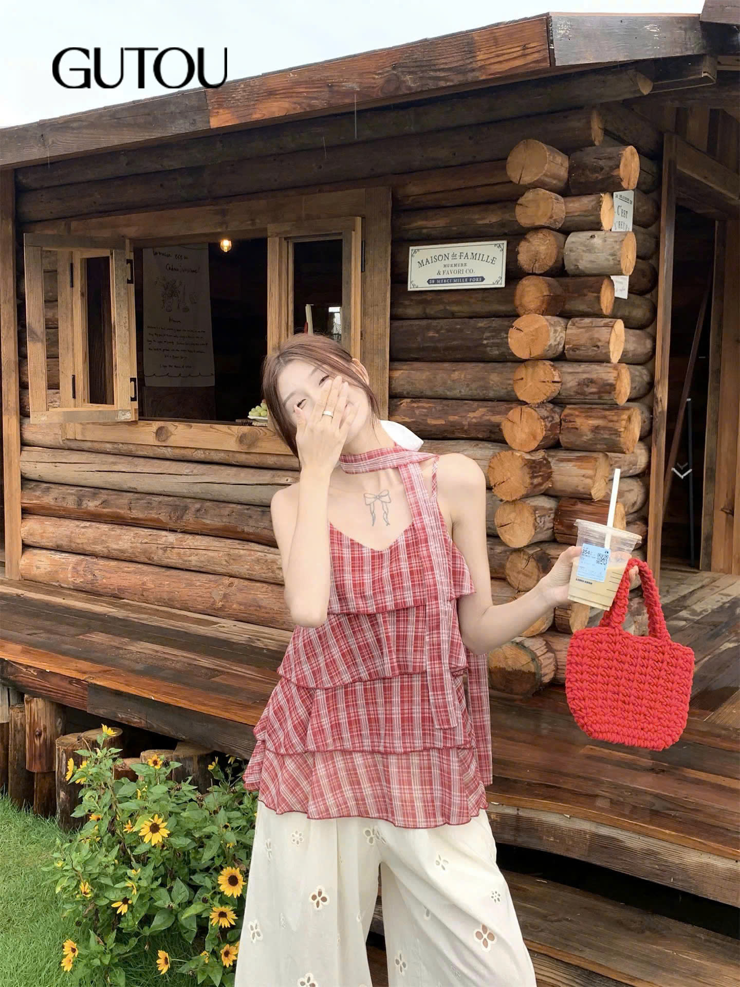 [ GUTOU ] Áo Hai Dây Tầng Cổ V Phối Khăn Choàng_thumbnail_2