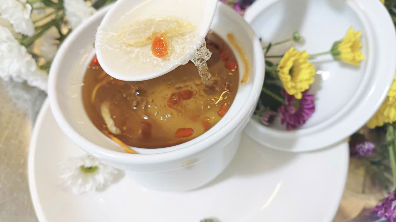 YẾN CHƯNG ĐÔNG TRÙNG HẠ THẢO- MÓN QUÀ VÀNG CHO SỨC KHỎE VÀ HÀNH TRÌNH CHỮA LÀNH TỪ BÊN TRONG