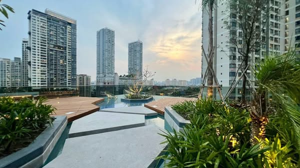 Bán căn hộ 1PN tầng cao, view City (nội thất cơ bản, nhà mới 100%)_thumbnail_2