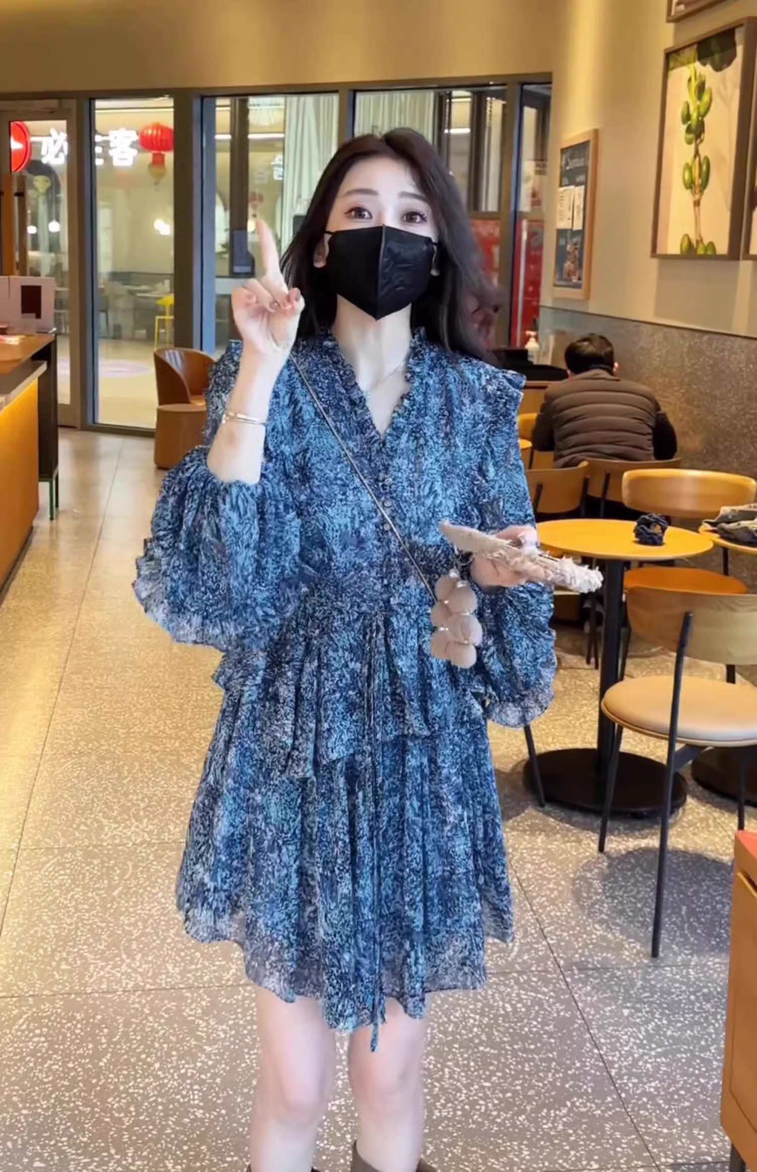 16644-Đầm voan  xòe  tay dài họa tiết midi (voan, lót)_thumbnail_0