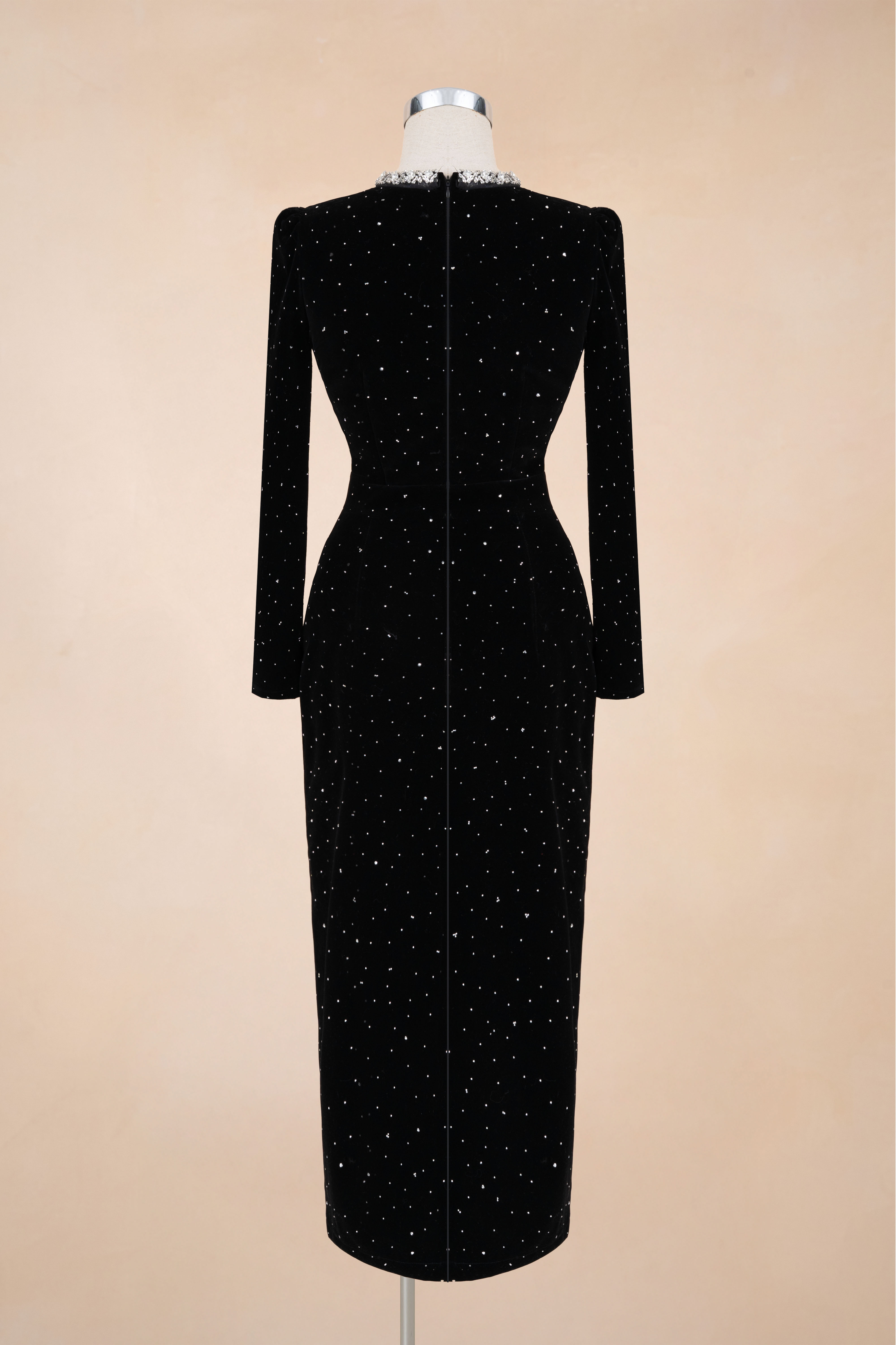 Đầm Nhung Bút Chì Tay Dài Bling_thumbnail_6