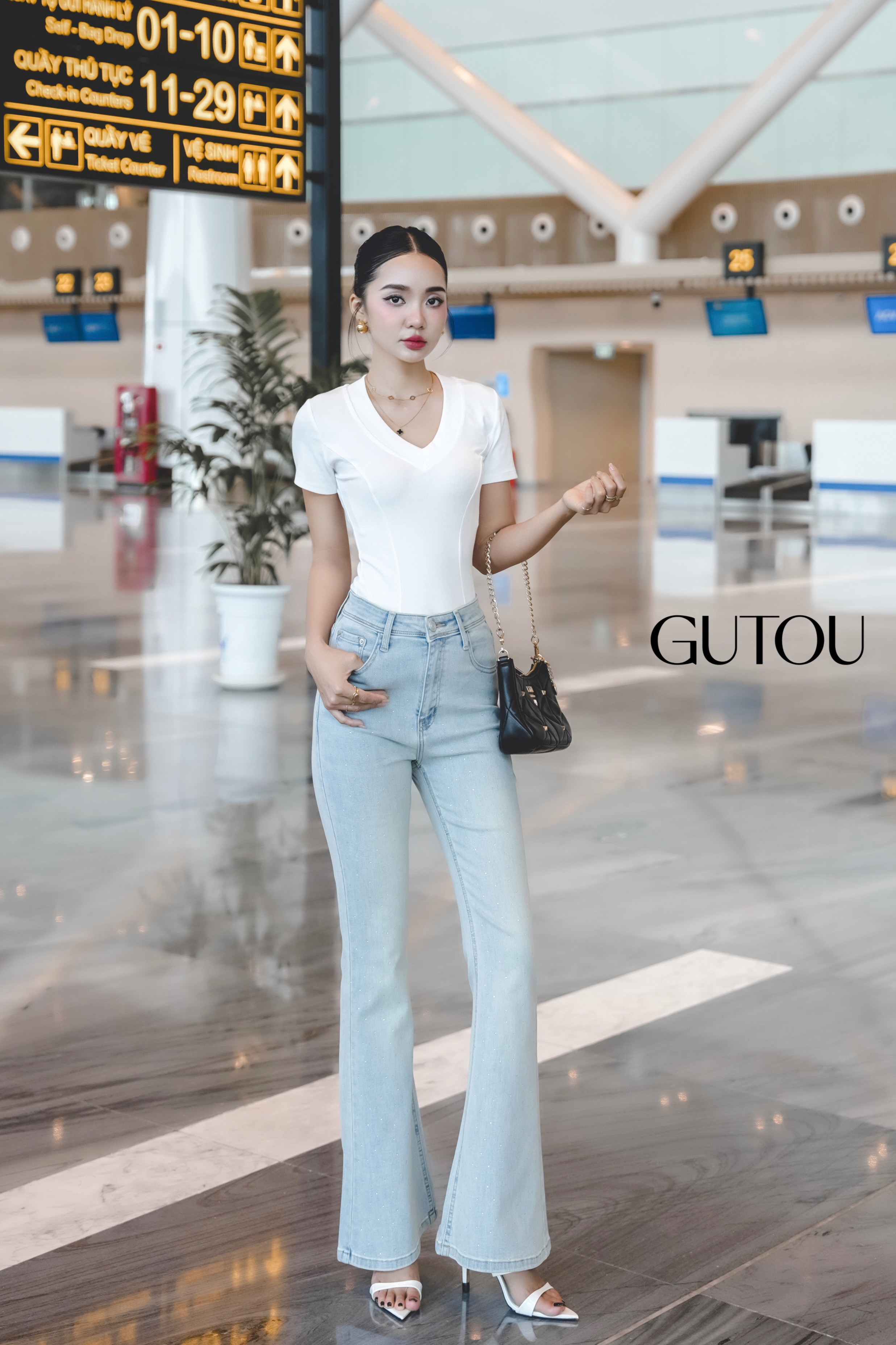 [GUTOU] Quần Jean Bass Đính Đá Crystal_thumbnail_2