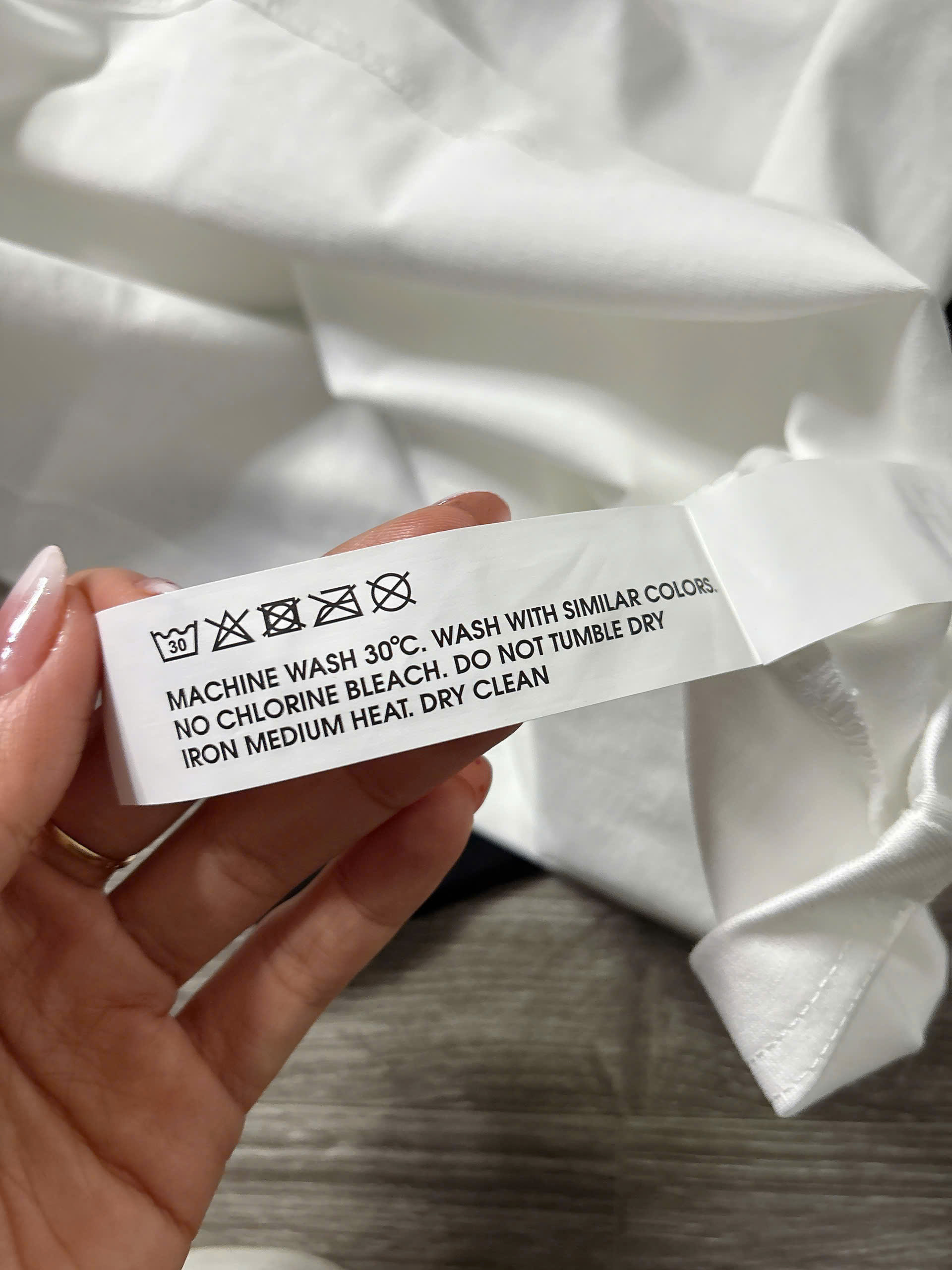 H5 ÁO THUN 2 MÀU_thumbnail_1