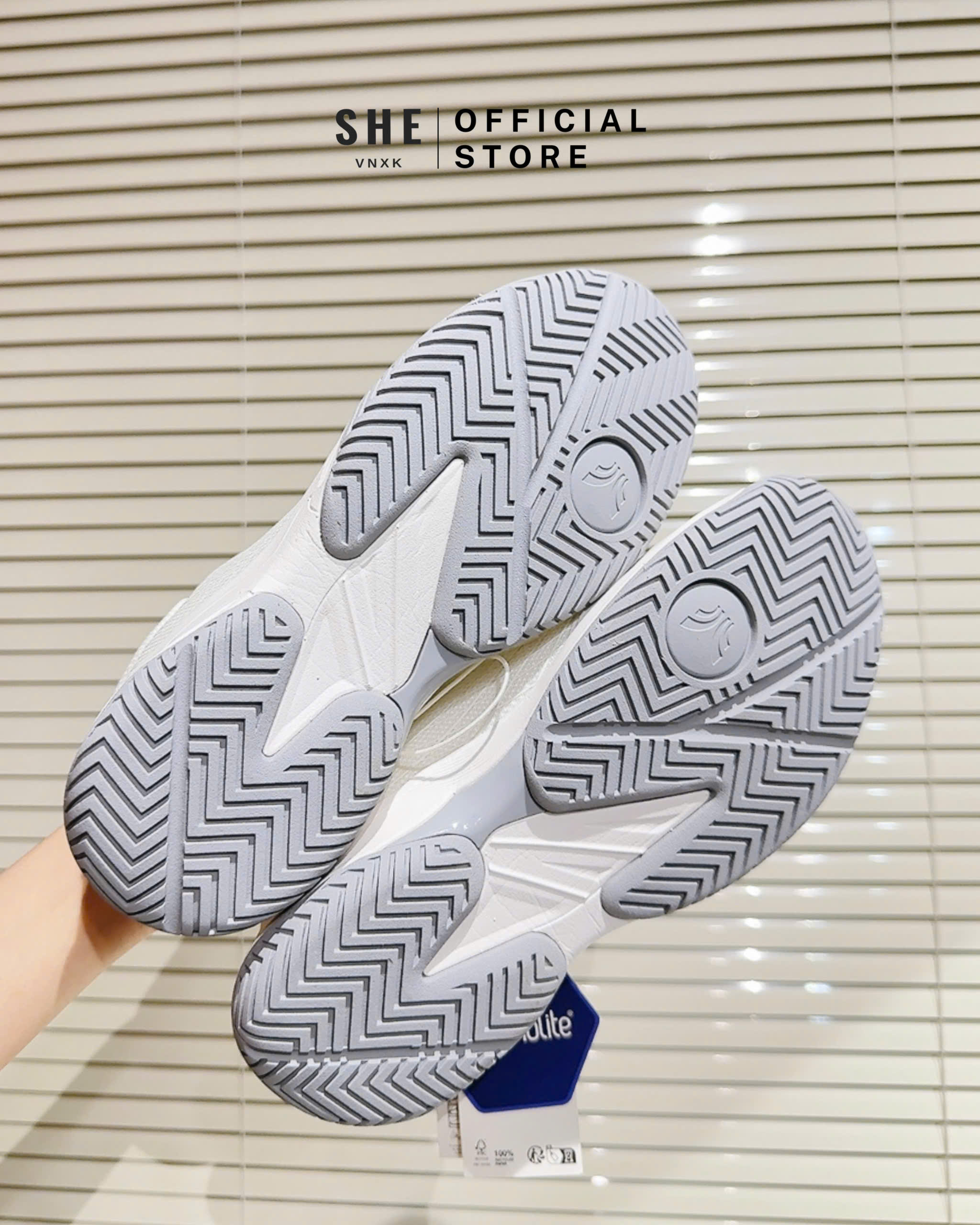 D716 GIÀY OYSHO TRẮNG_thumbnail_4