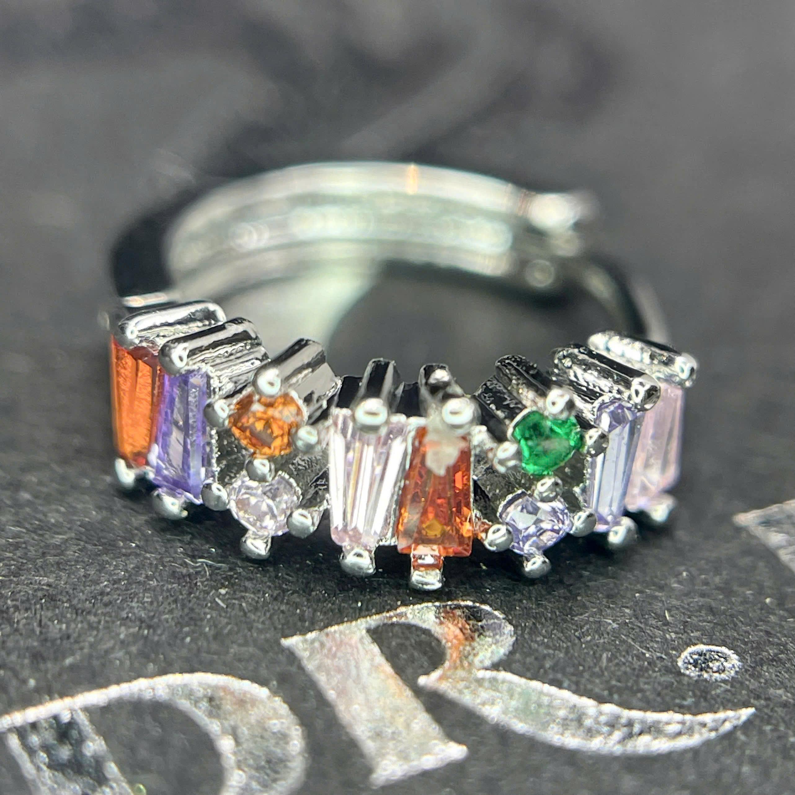 Khuyên vòng kiểu đá pha lê đa sắc size 10_thumbnail_2