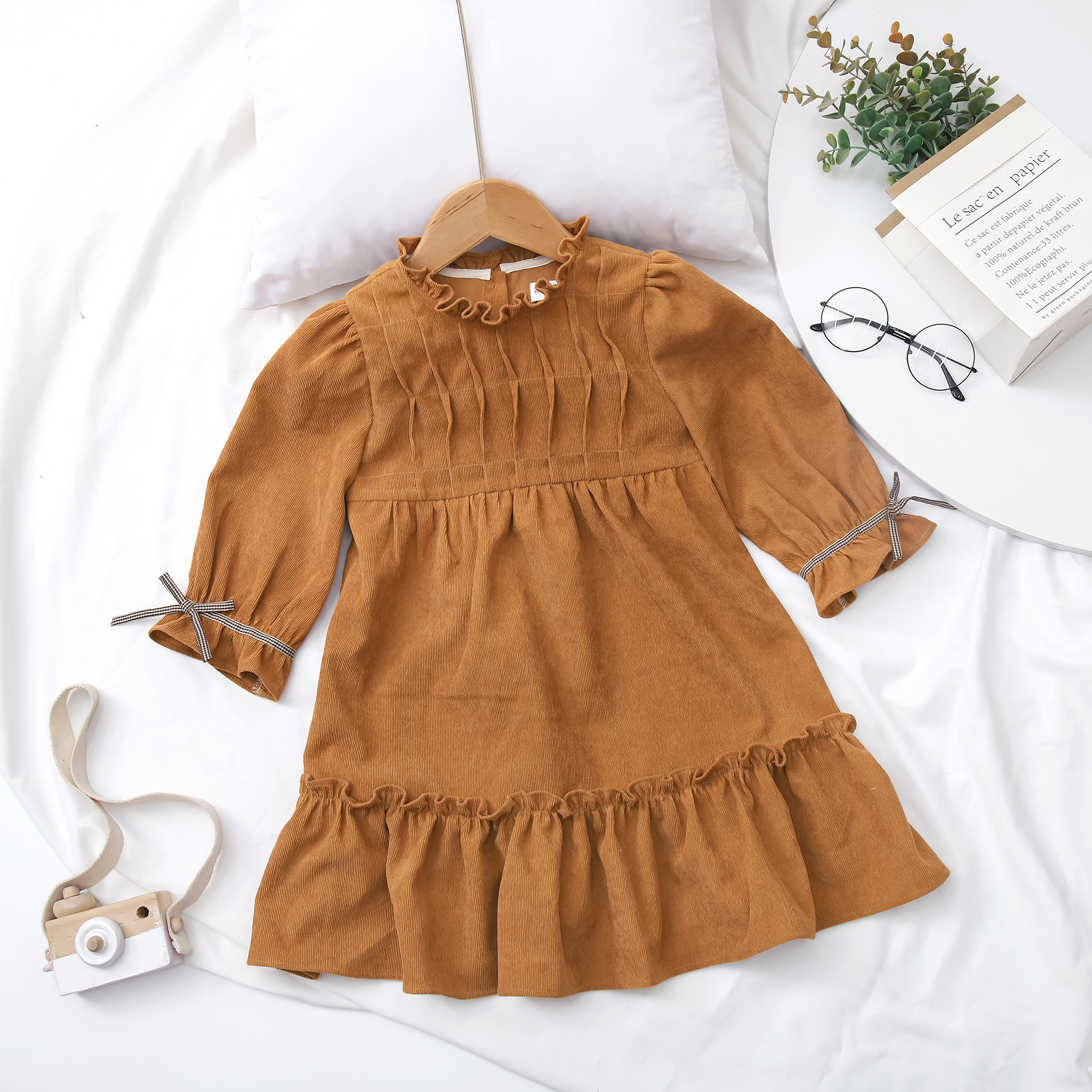 Váy nhung tăm gập ly thân trước_thumbnail_0