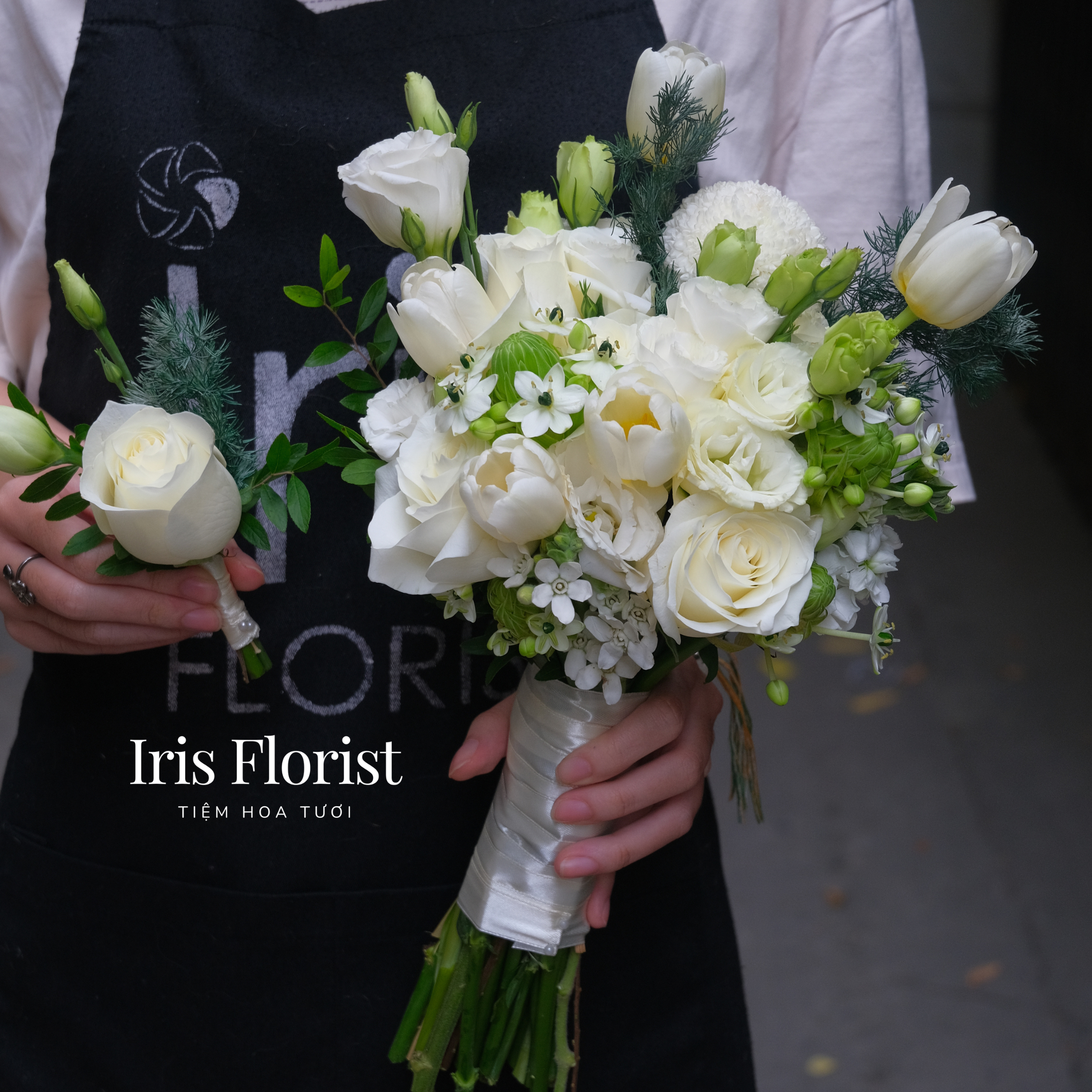 Bó hoa cưới tone Xanh trắng (thiên nga, tulip)