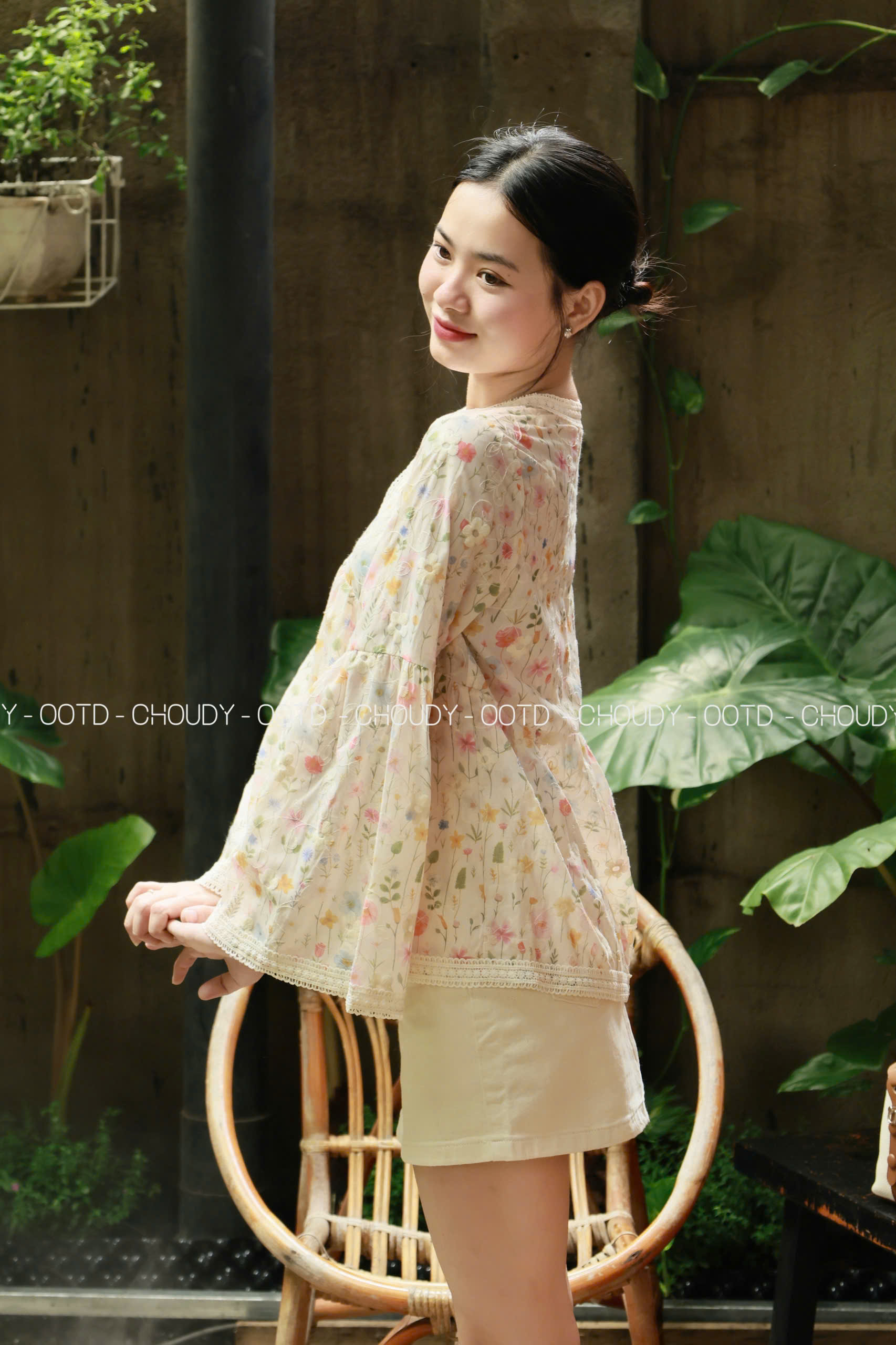 U381 ÁO KIỂU THÊU HOA_thumbnail_10