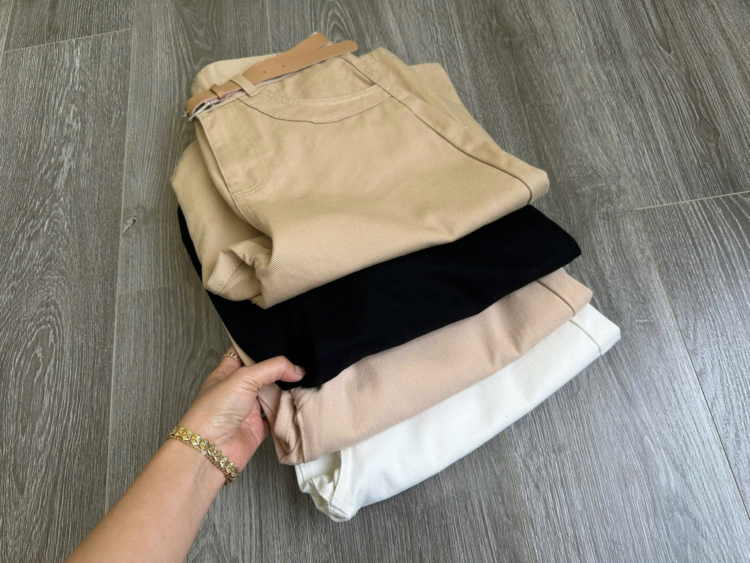 Quần ngố kèm belt ( NÂU )_thumbnail_10