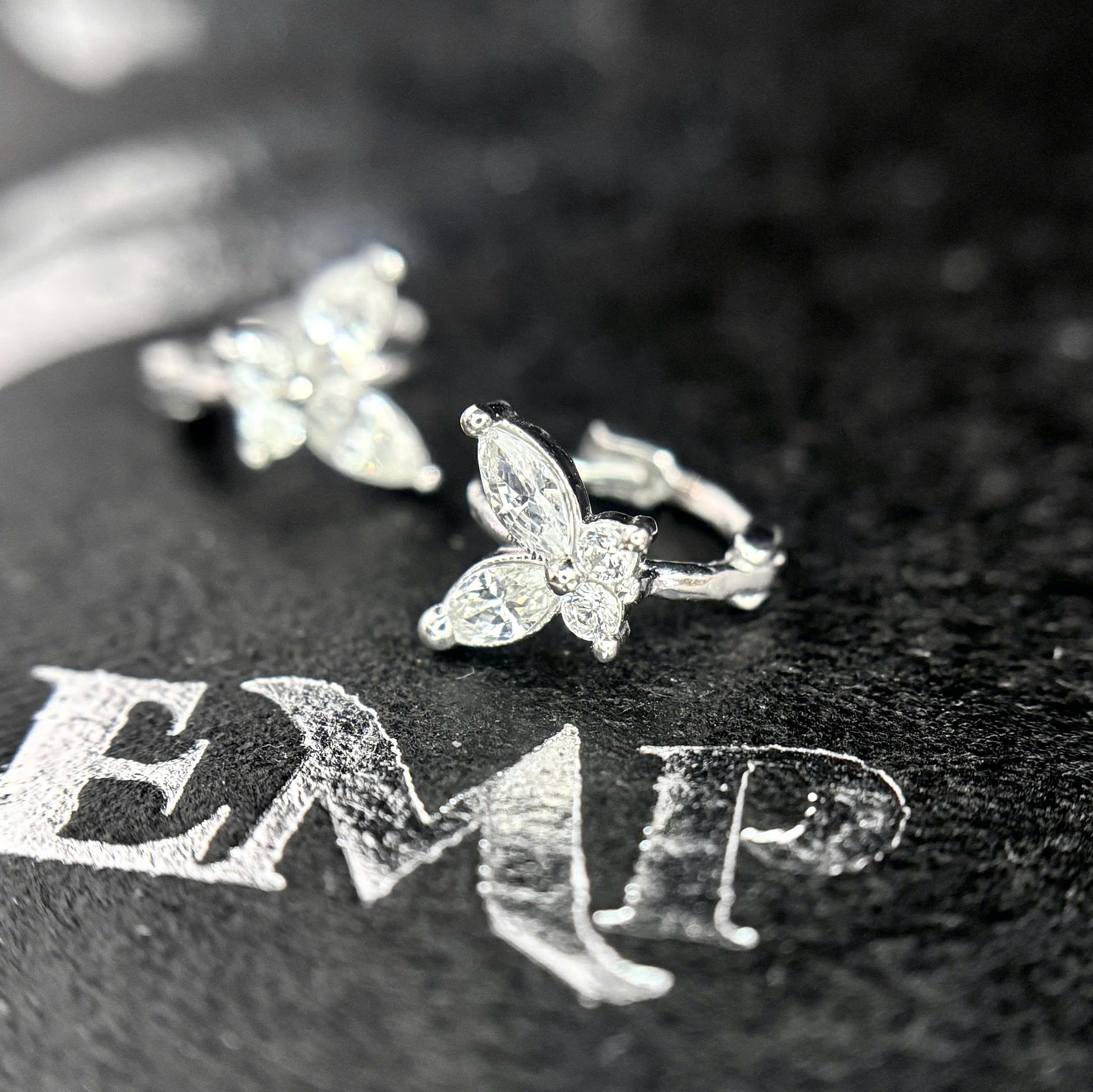 Khuyên vòng bạc si kim bướm trắng to size 6_thumbnail_2