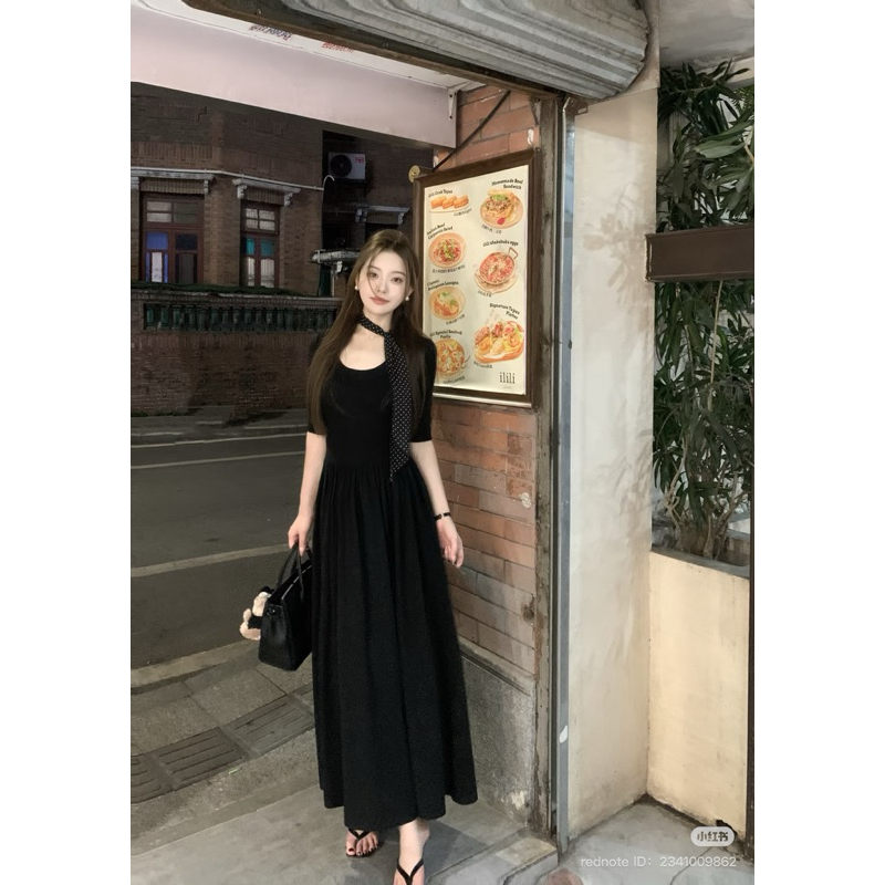 Váy thun ladong tay lỡ dáng dài, đầm thun co dãn dáng xoè đen xám Logastore_L208_thumbnail_1